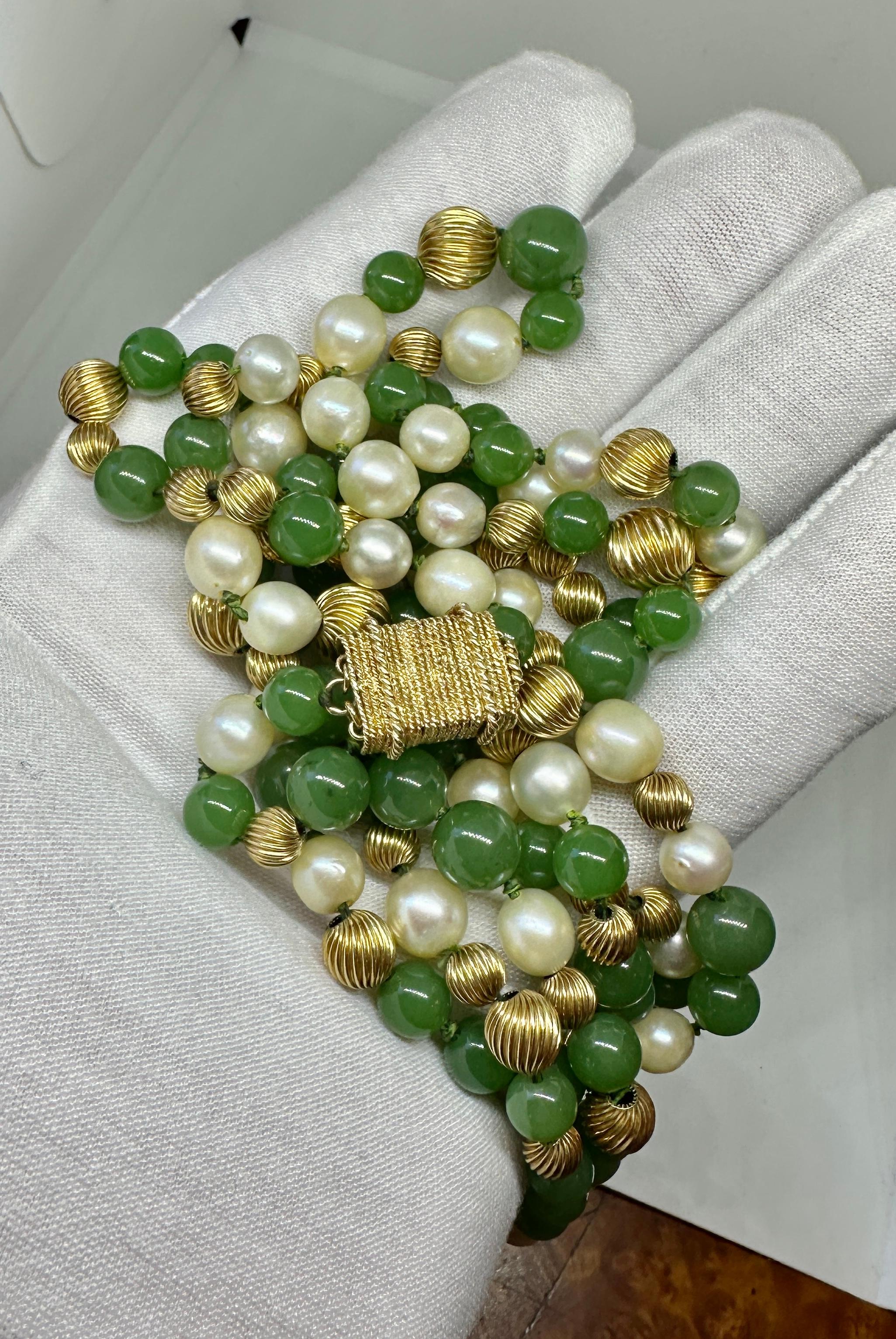 Art Deco Jade Pearl Necklace 51 Inches 14 Karat Yellow Gold 10mm Jade Beads In Excellent Condition For Sale In New York, NY