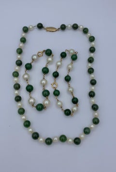 Art Deco Jade Pearl Necklace and Two Bracelets Set 14 Karat Yellow Gold