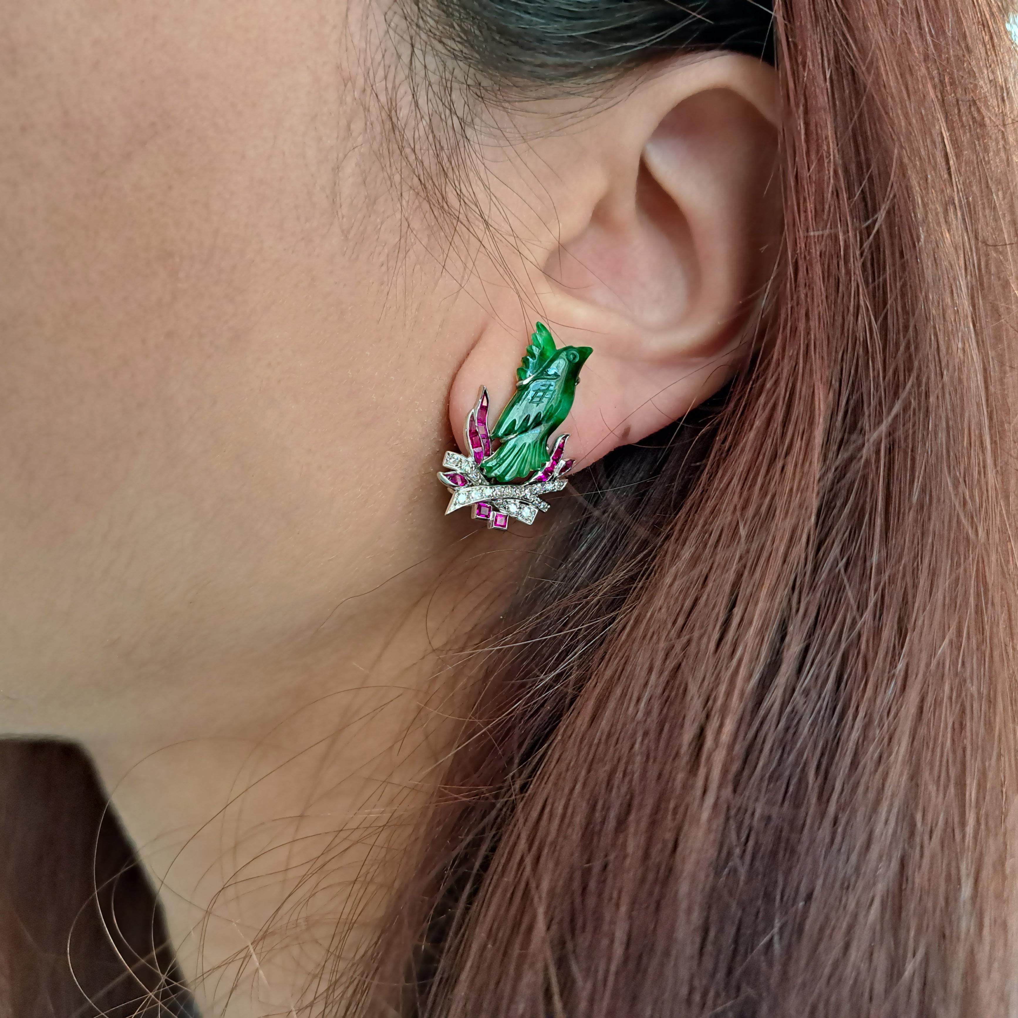 Art Deco Jade, Ruby, Diamond and Platinum Phoenix Earrings, Circa 1920 In Good Condition For Sale In London, GB