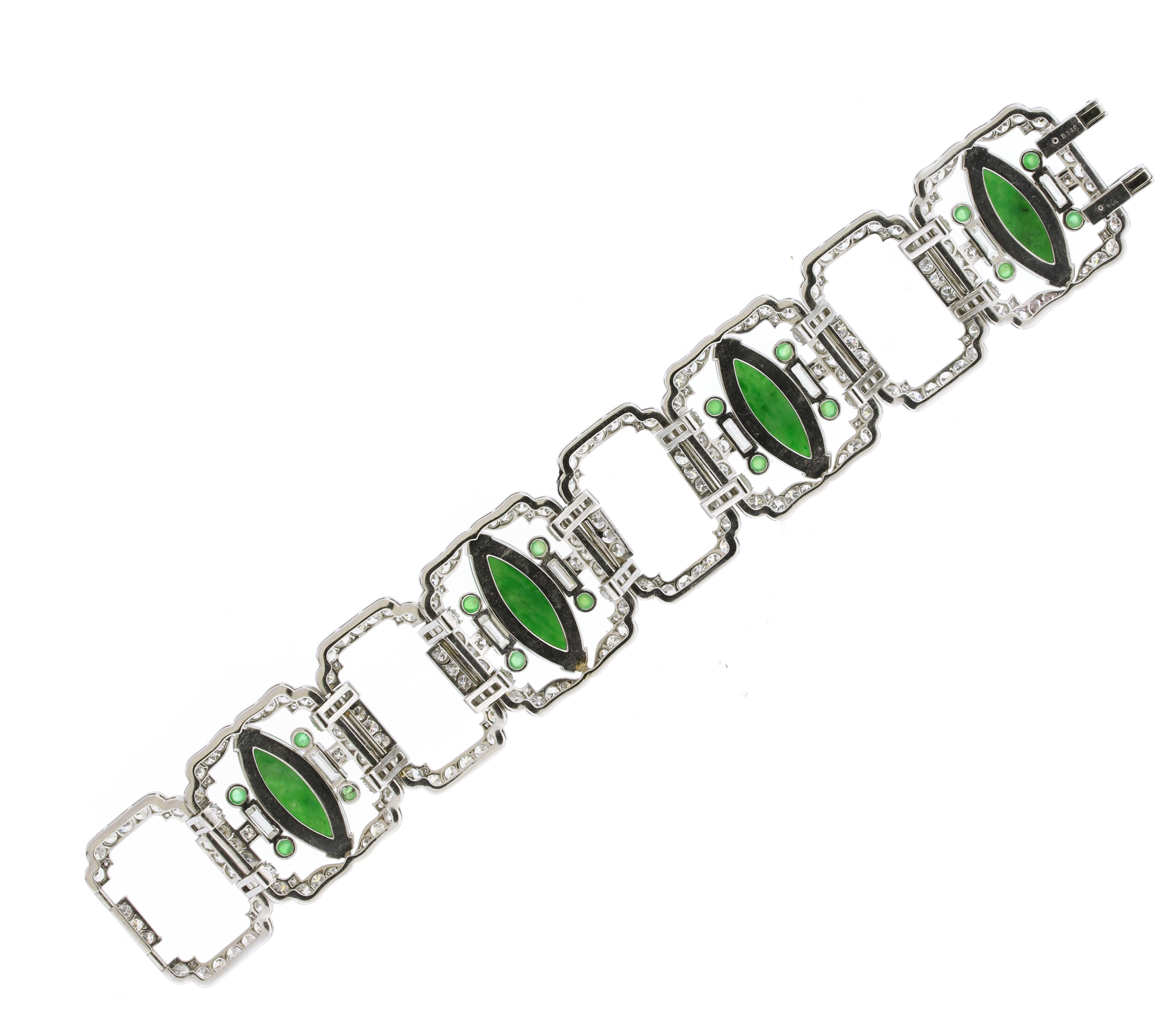Art-Déco-Armband aus Jadeit und Diamanten von Black Star and Frost (Rundschliff)