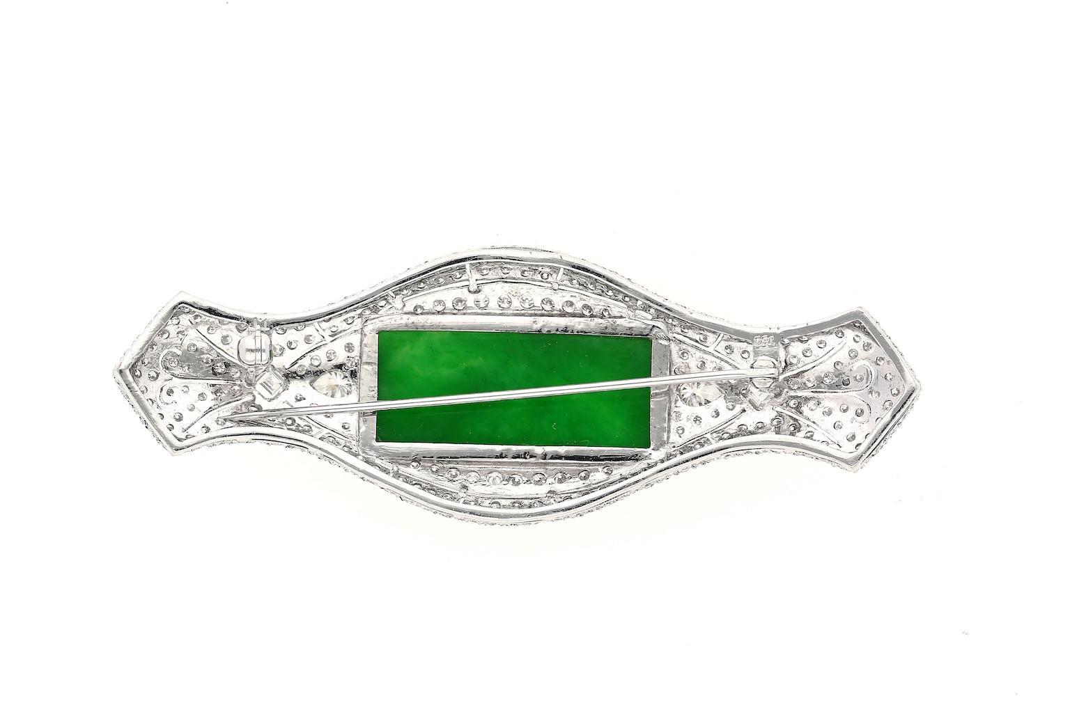Art Deco Jadeite and Diamond Brooch Pin 18K White Gold For Sale 3