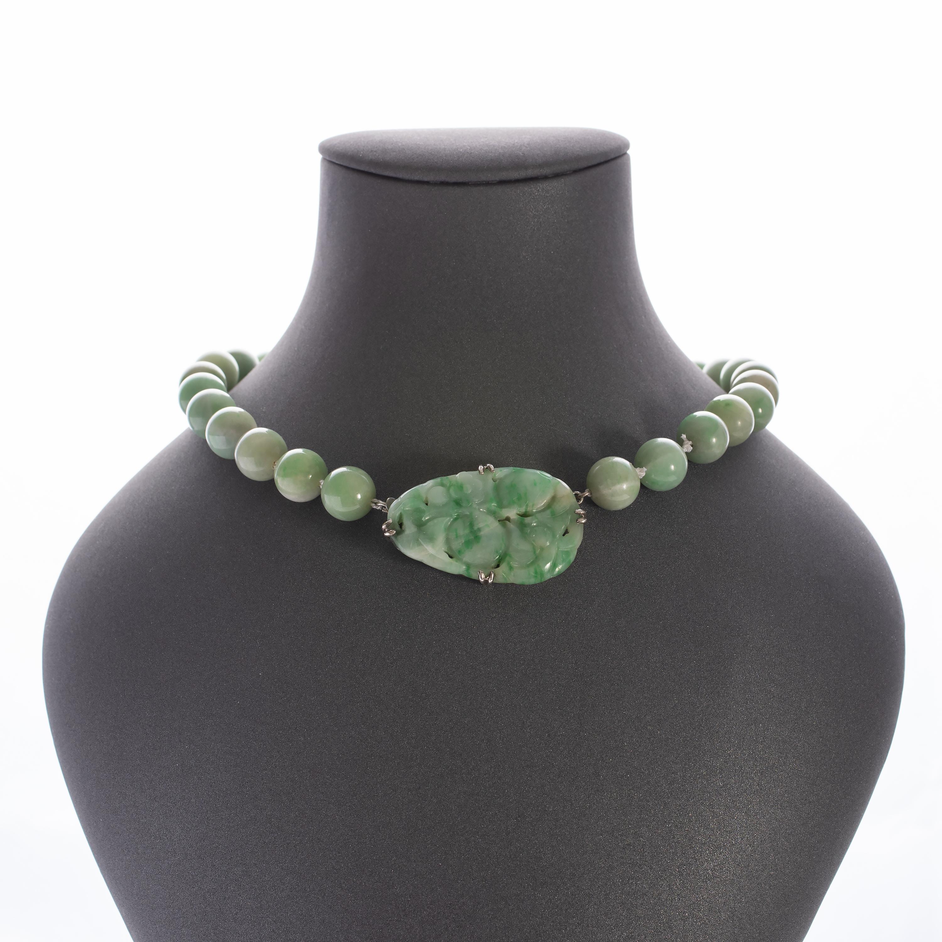 Oval Cut Art Deco Jadeite Jade Necklace with Carved Clasp Certified Untreated