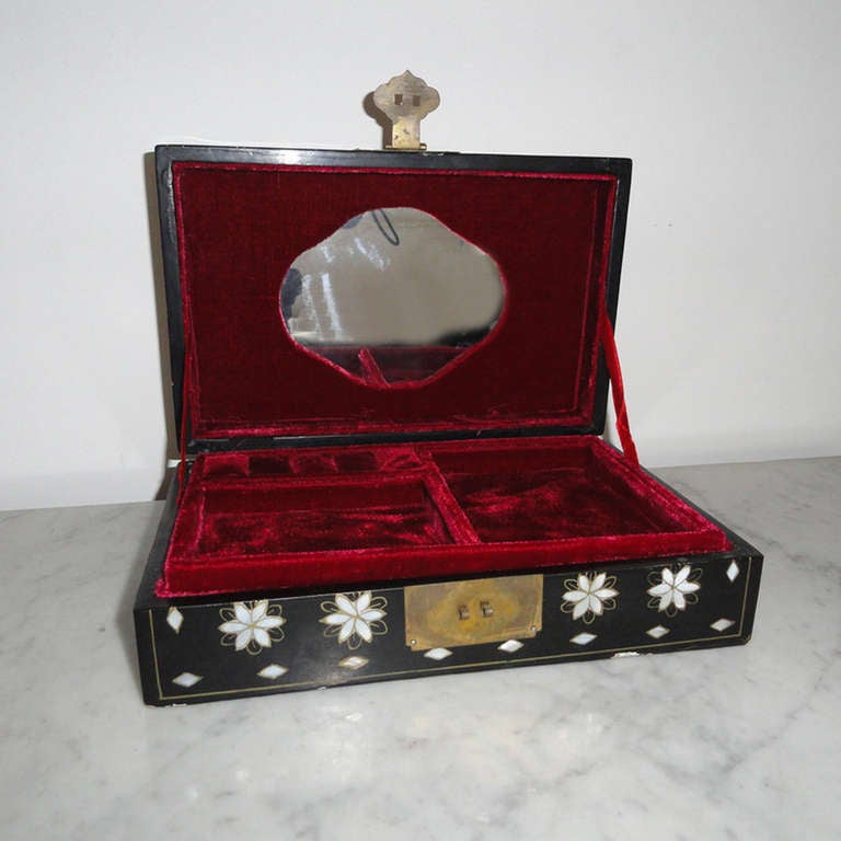 Chinese Art Deco Japanese Decor Jewelry Box Black Lacquer and Mother of Pearl