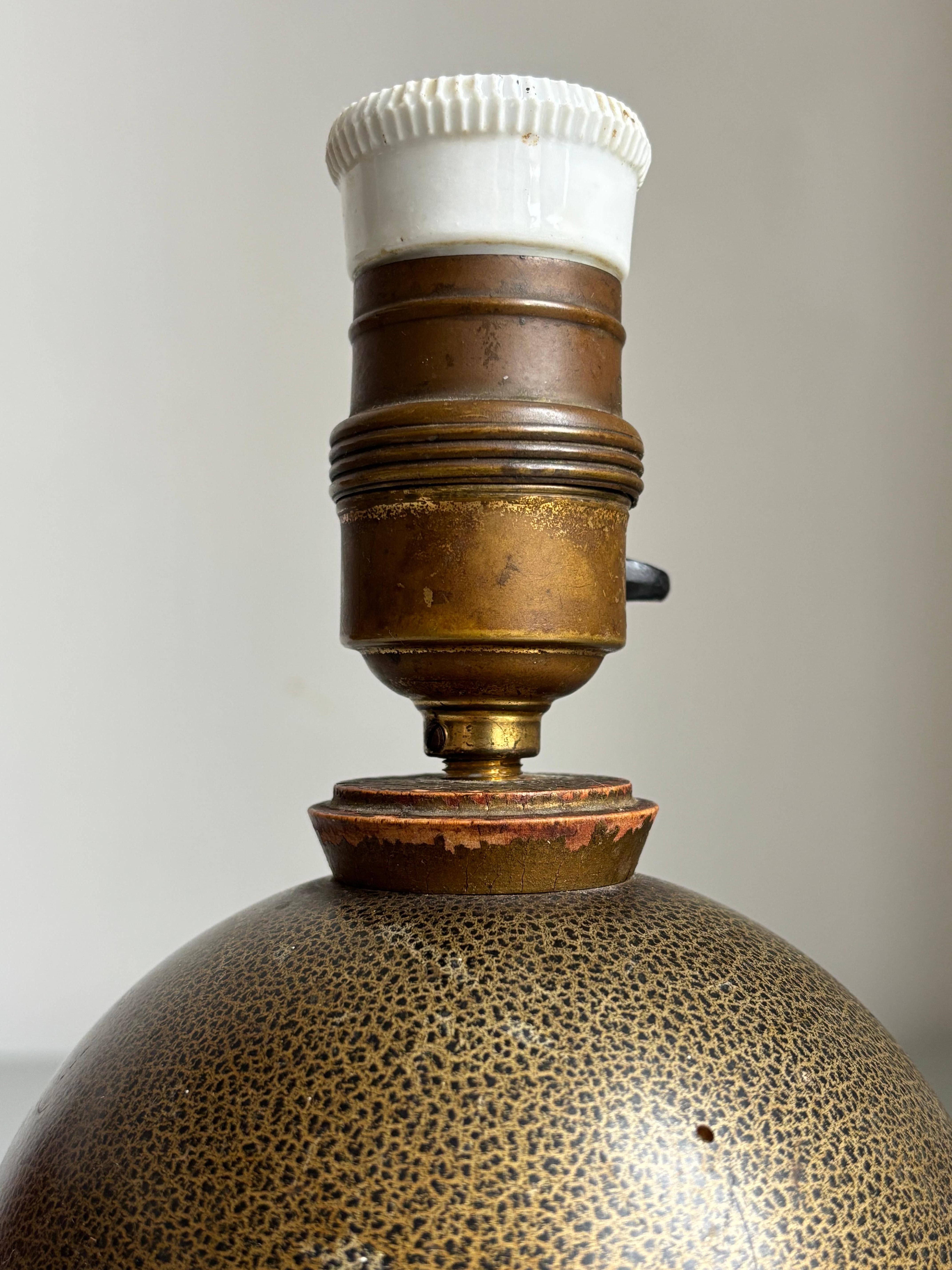 Art Deco Jean Besnard Style Wooden Craquelé Table Lamp, 1920s For Sale 2