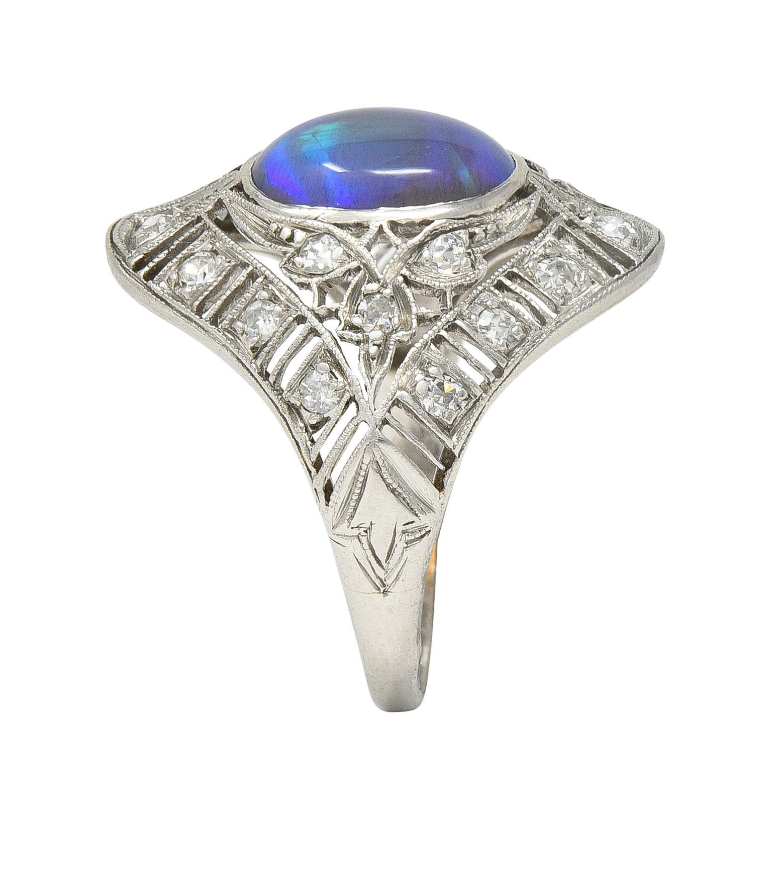 Filigraner Art Deco-Esstellerring, Jelly Opal Cabochon Diamant Platin Lotus Vintage im Angebot 3