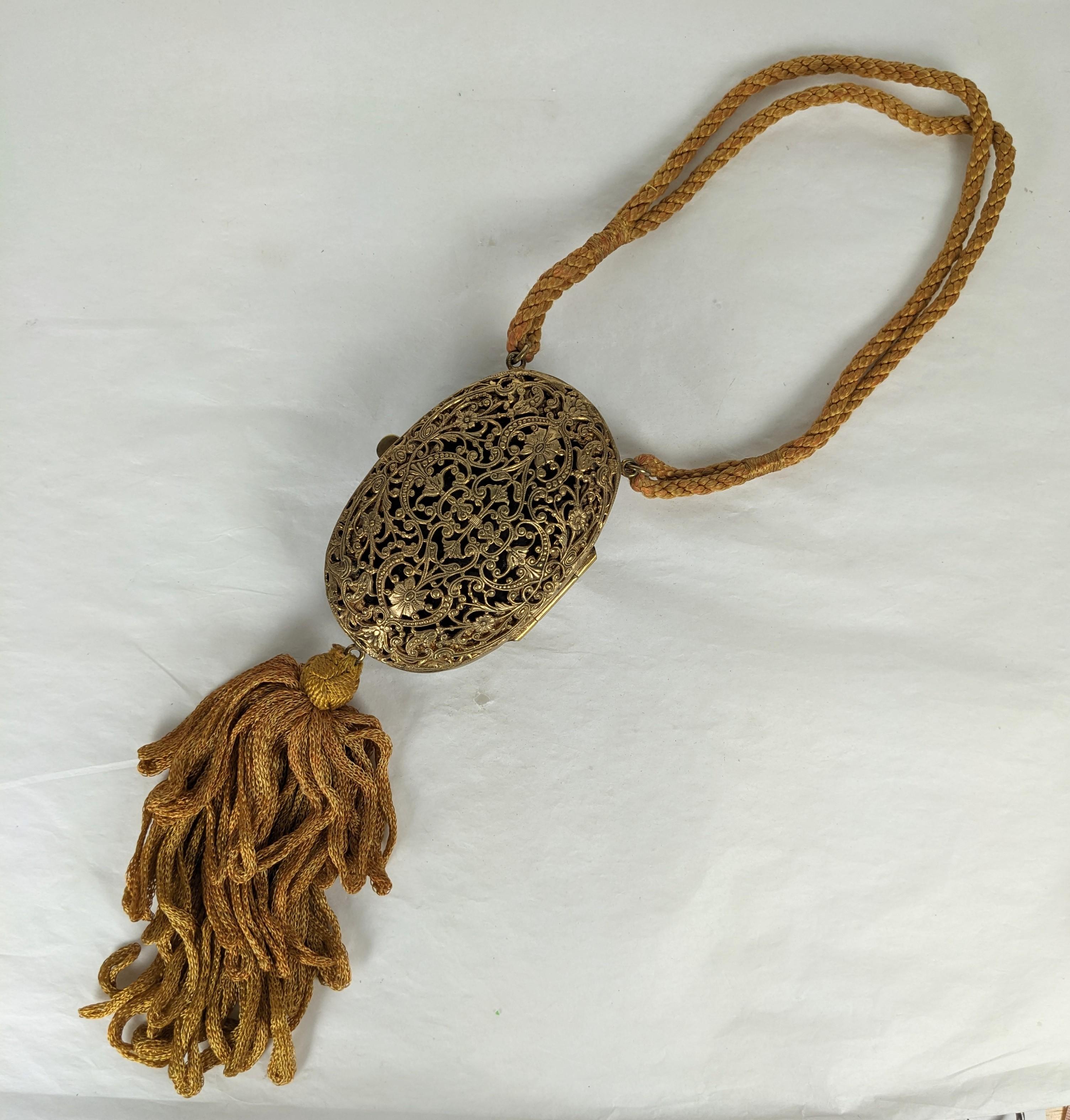 Art Deco Jeweled Czech Minaudiere In Good Condition For Sale In New York, NY
