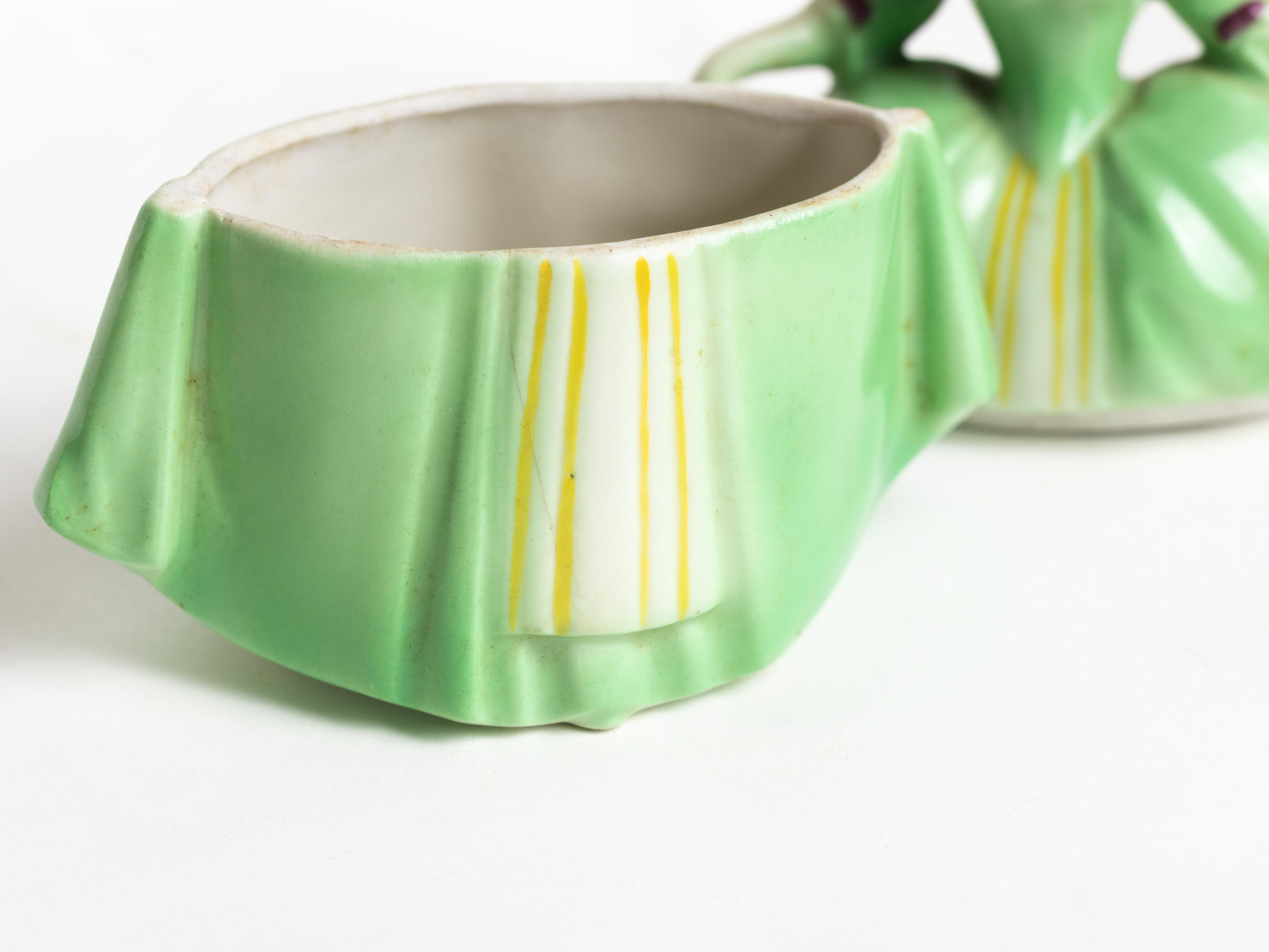 Boîte à bijoux Art Deco Madame Pompadour, porcelaine vert clair, années 1920 en vente 1