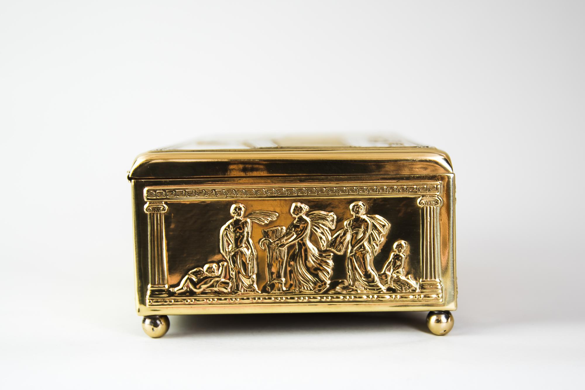 Lacquered Art Deco Jewelry Box, Rom Motive, Vienna, circa 1920s