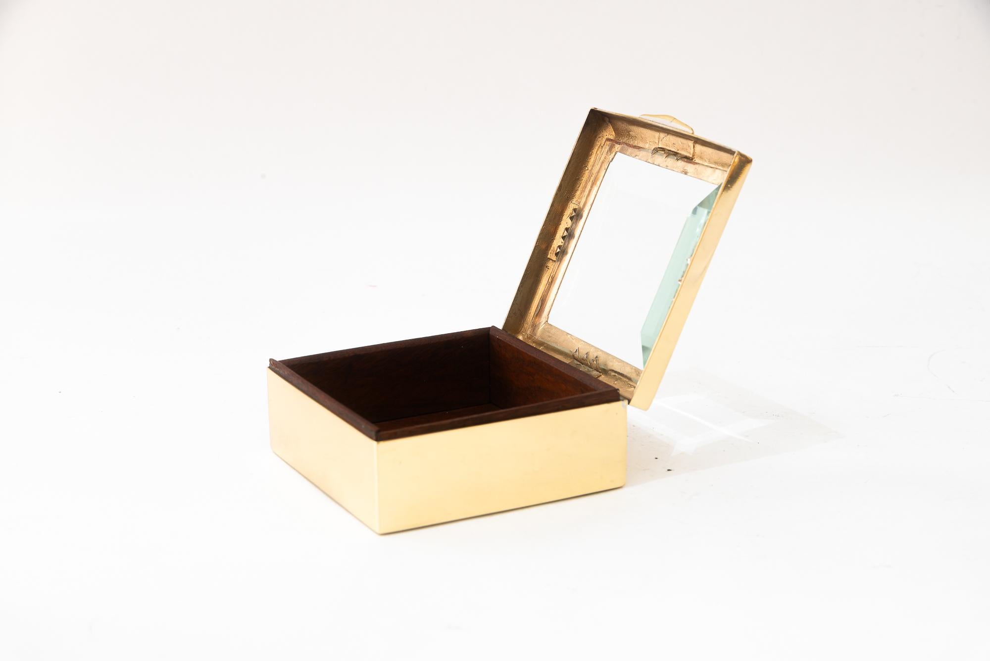 Early 20th Century Art Deco Jewelry Box with cut glass vienna around 1920s For Sale