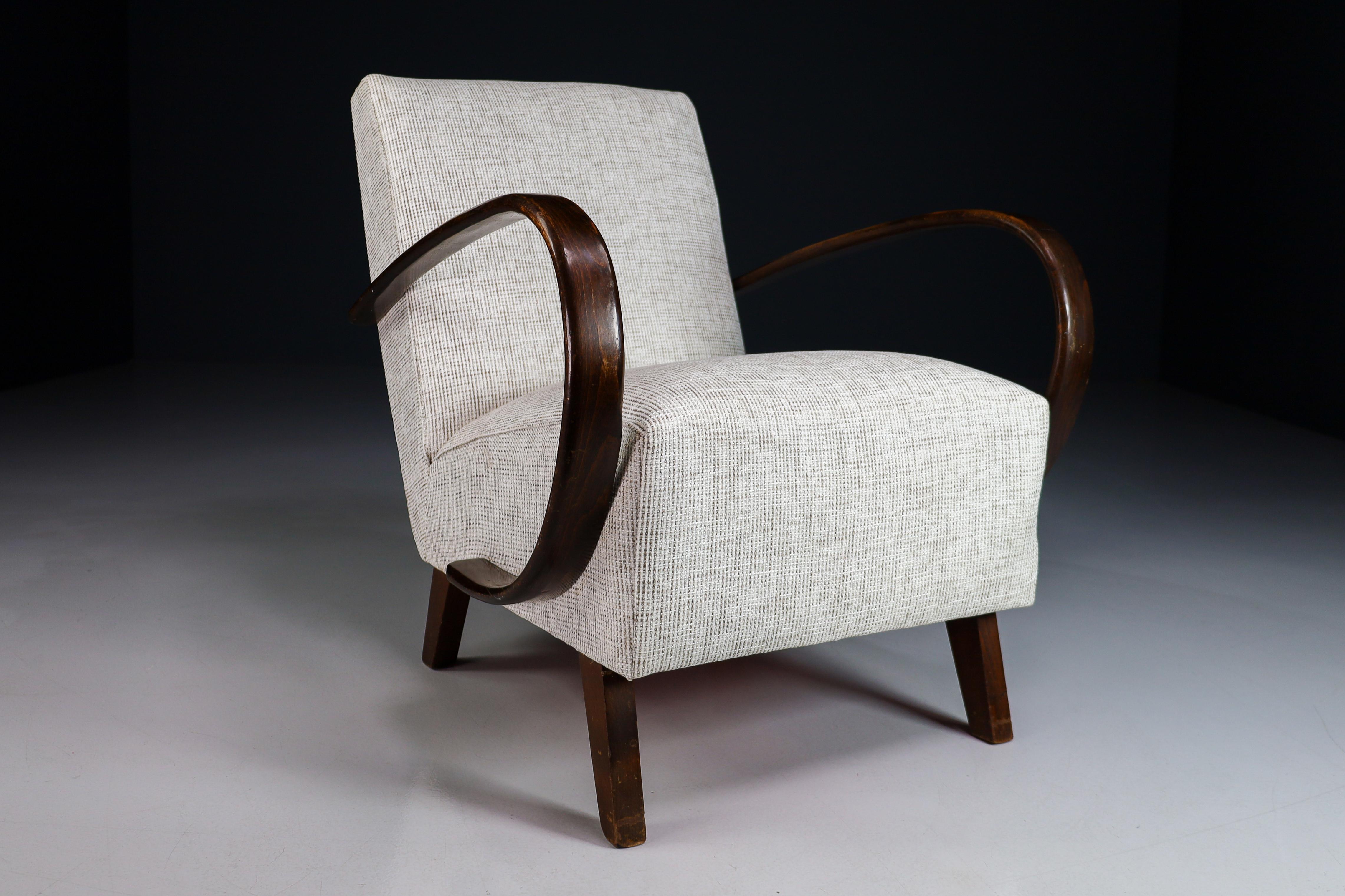 Art Deco Jindrich Halabala Re-Upholstered Bentwood Armchairs, Praque, 1940s 2