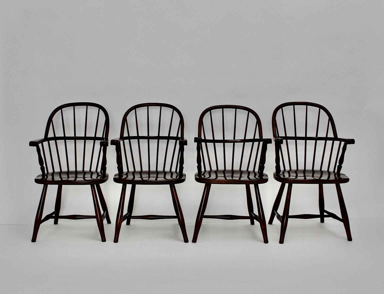Art Deco Frank Josef Frank Thonet Vintage Chocolate Brown Quattro poltrone Windsor c1925 In condizioni buone in vendita a Vienna, AT