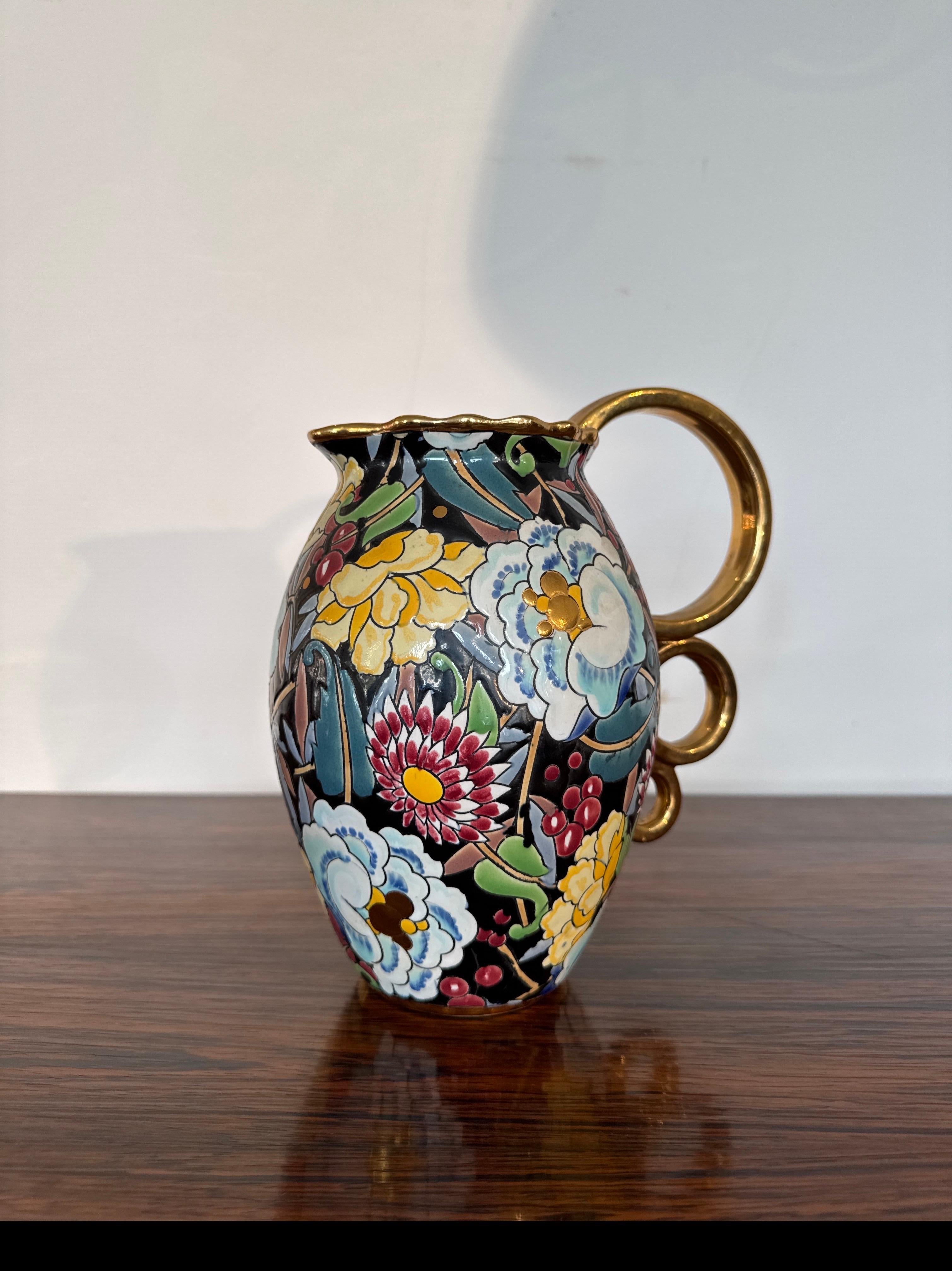 Début du 20ème siècle Art Decor, Vase Boch La Louvière Céramique avec décor floral, R&R ART en vente