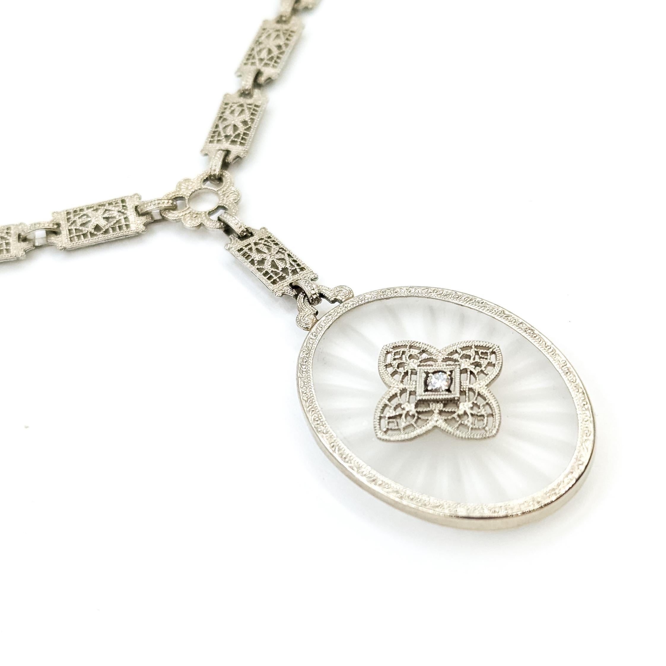 Art déco Art Deco Kampfer Glass & Diamond Necklace in 10k en vente