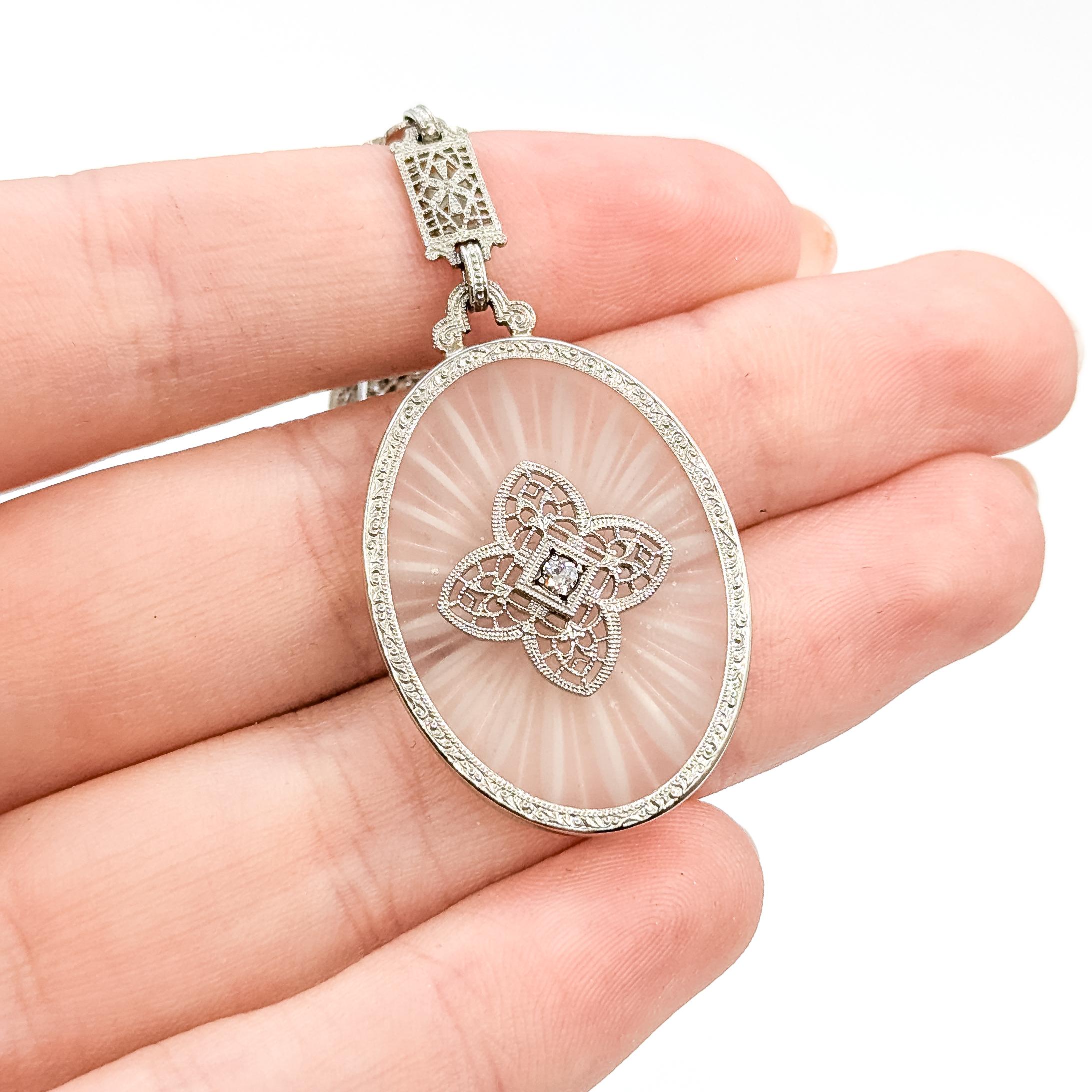 Art Deco Kampfer Glass & Diamond Necklace in 10k Excellent état - En vente à Bloomington, MN