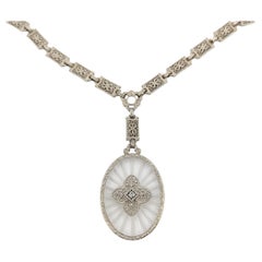 Art Deco Kampfer Glass
Diamond Necklace in 10k