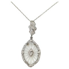 Art Deco Kampfer Glass
Diamond Necklace in 14k