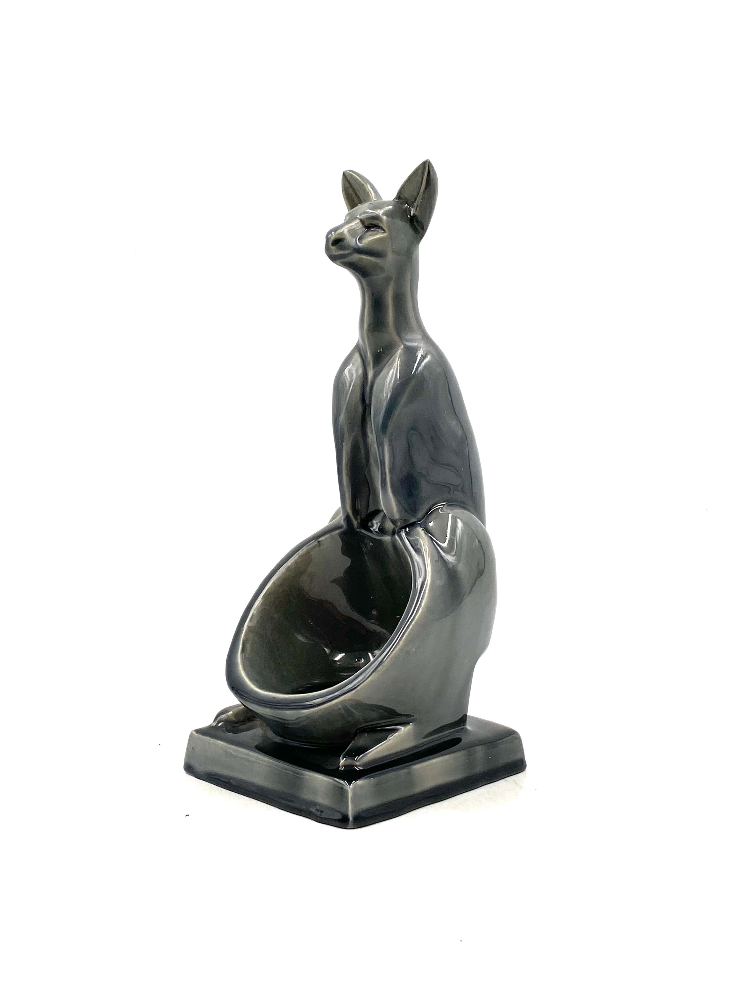 Art Deco Kangaroo ceramic vide poche, Aladin France 1940s For Sale 14