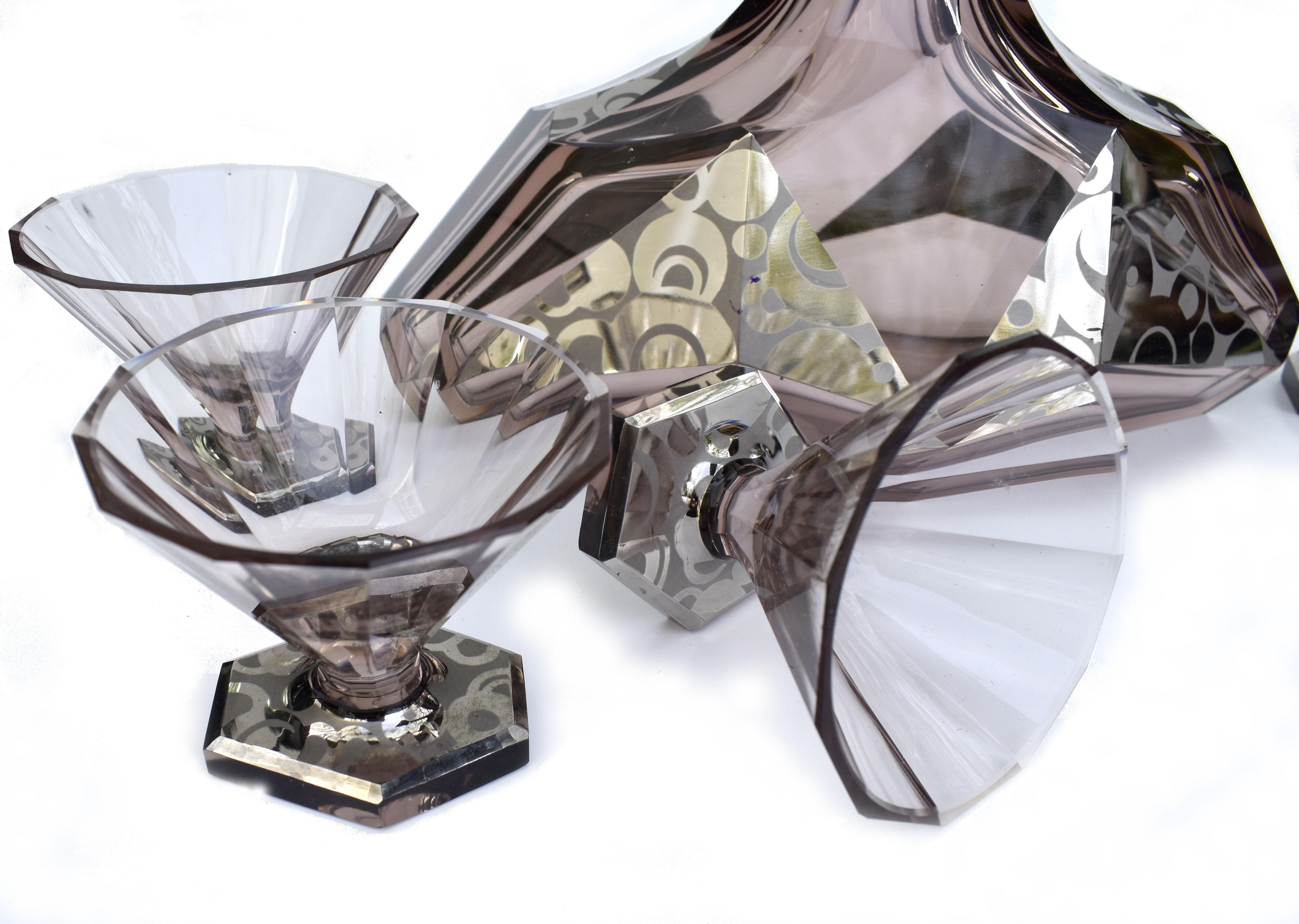 Ensemble de carafes en verre Art Déco Karl Palda avec 6 verres assortis, vers 1930 en vente 2