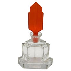 Bottiglia di profumo in cristallo geometrico in stile Art Deco Karl Palda con tappo rosso corallo