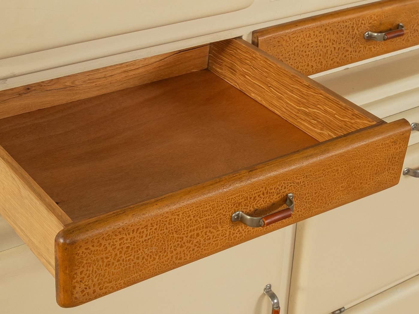 Art Déco Kitchen Cabinet, 1920s In Good Condition For Sale In Neuss, NW