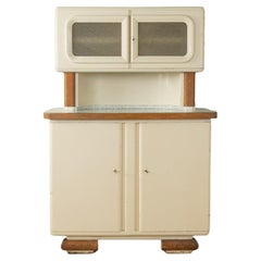Armoires Mid-Century Modern