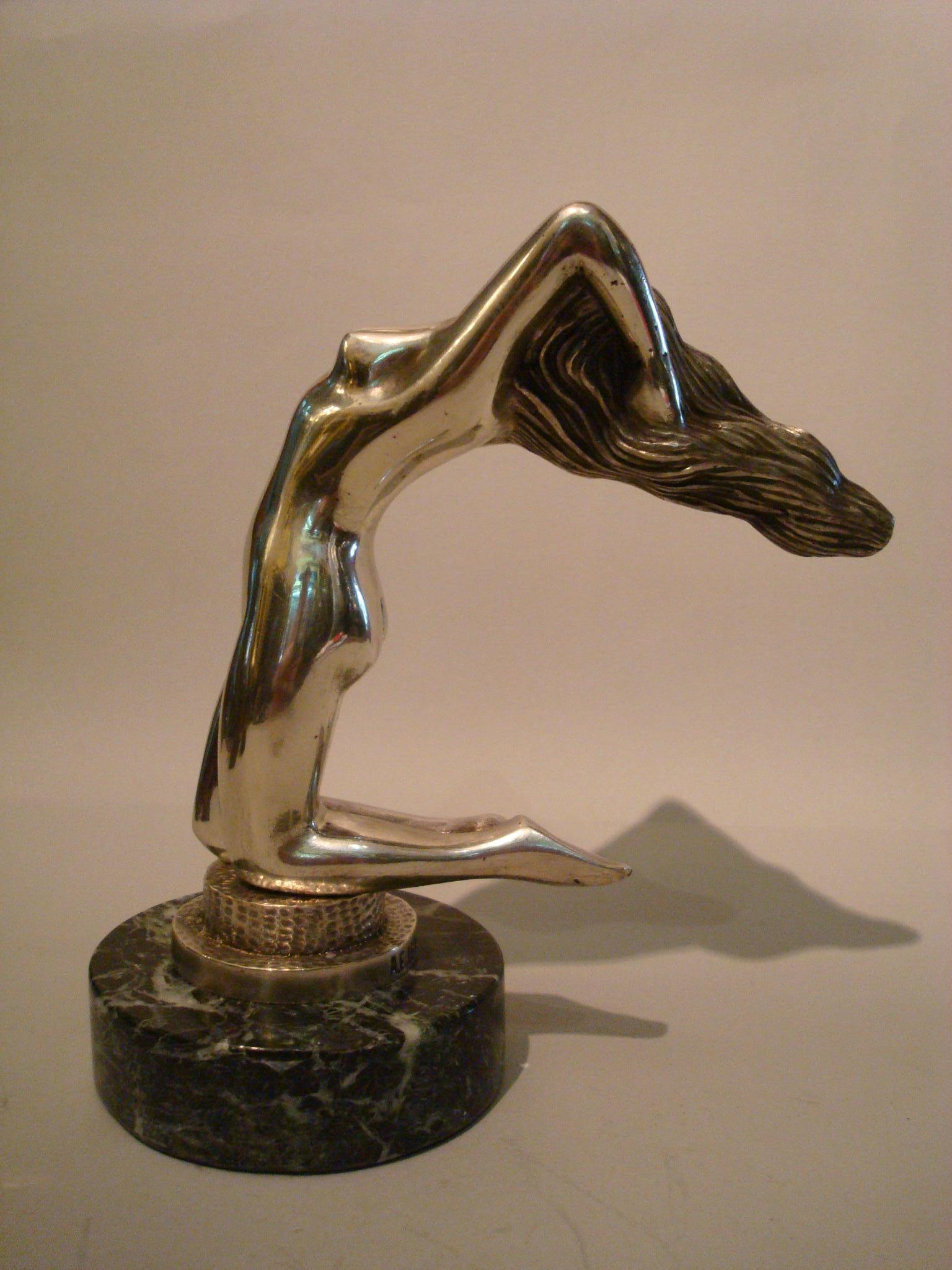 1920s Art Deco kneeling nude (erotic) woman bronze sculpture paperweight.