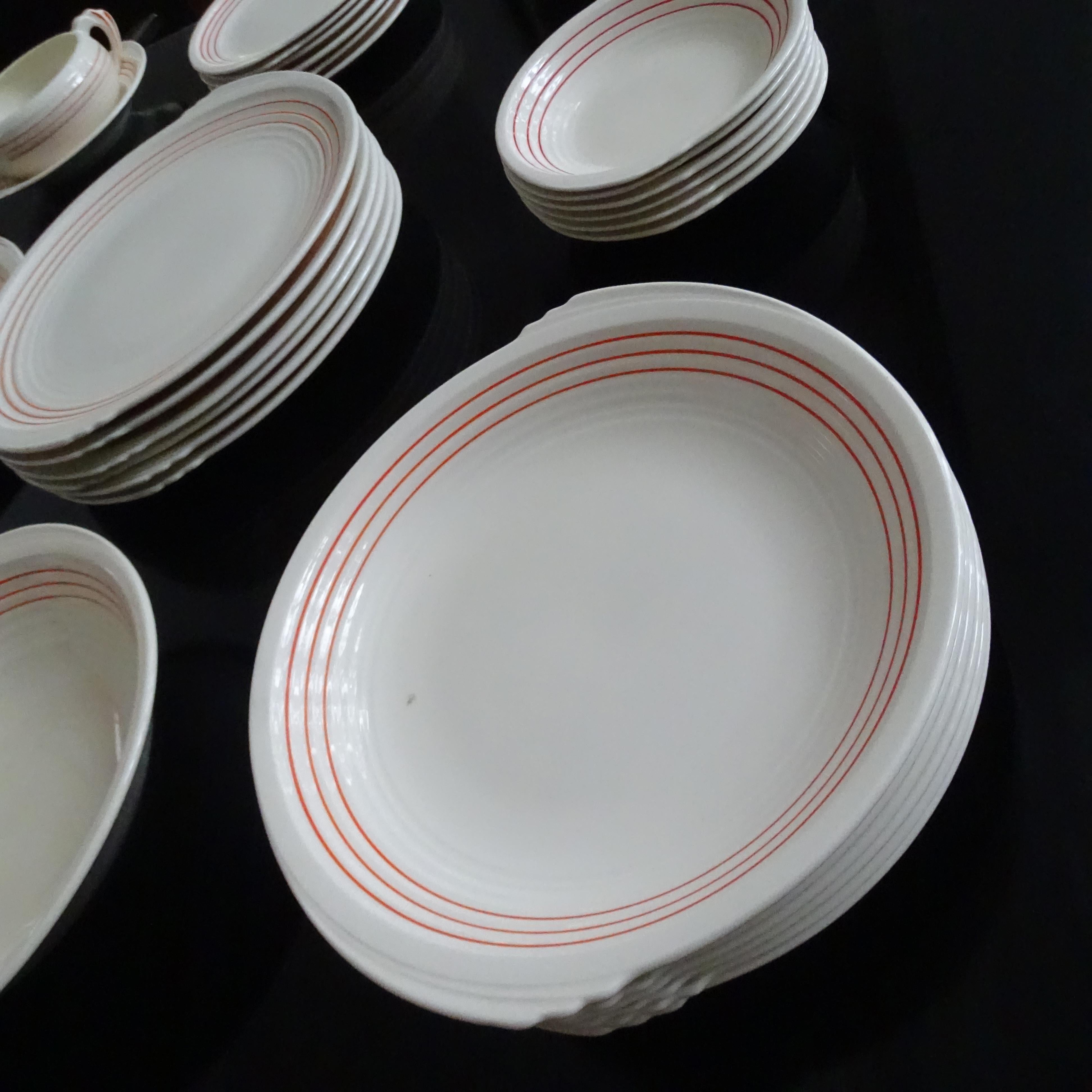 Art Deco Knowles 35pcs China Porcelain Dinnerware Service, Modernist Design In Good Condition For Sale In Bremen, DE