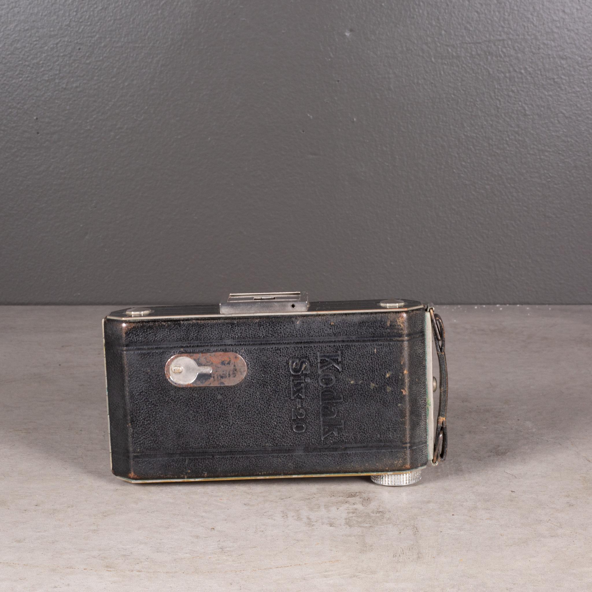 Leather Art Deco Kodak Compur Model Six-20 Folding Camera c.1930 For Sale