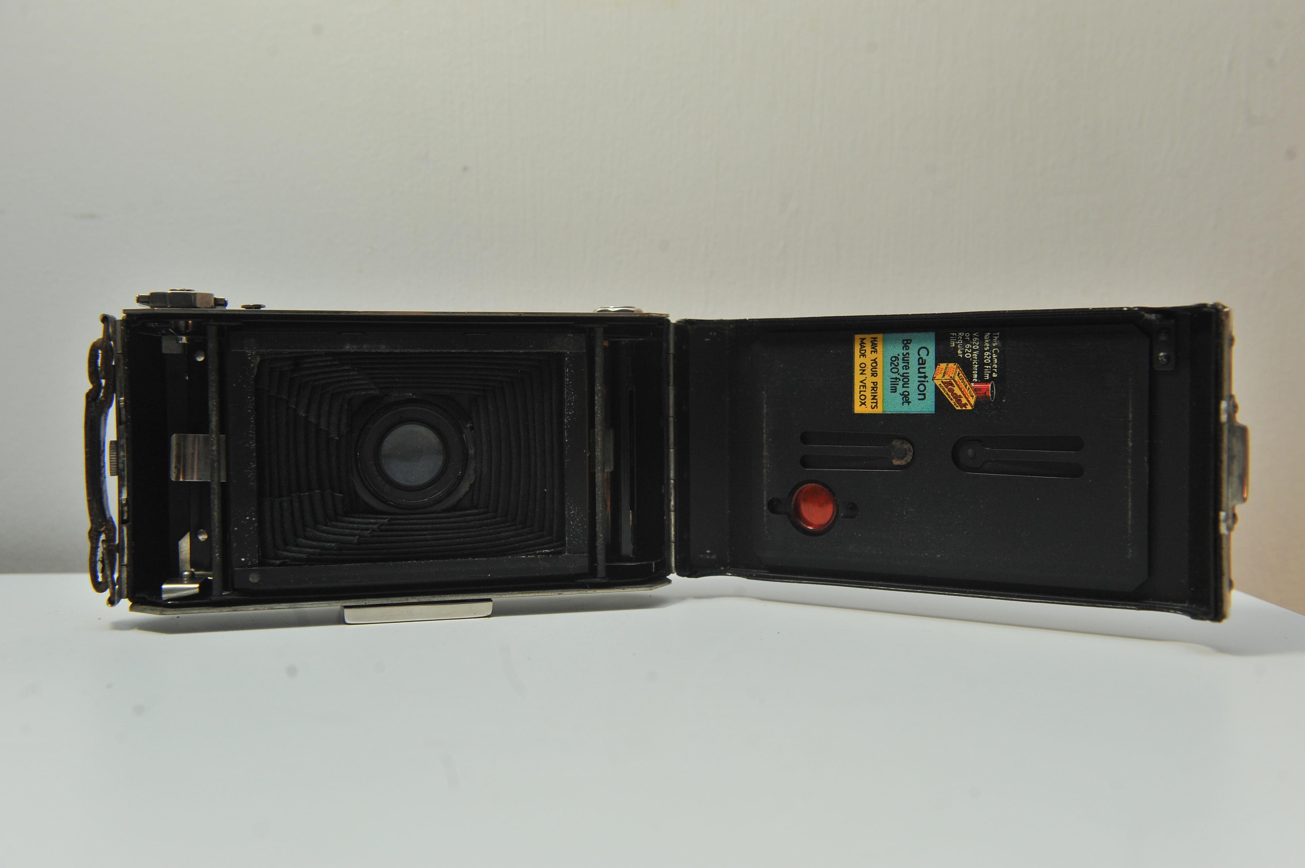 Art Deco Kodak Six-20 Model C Strut Folding Medium Format Bellow Camera  1