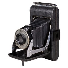 Art Deco Kodak Vigilante Junior Six-20 Klappbare Kamera ca. 1940-1948