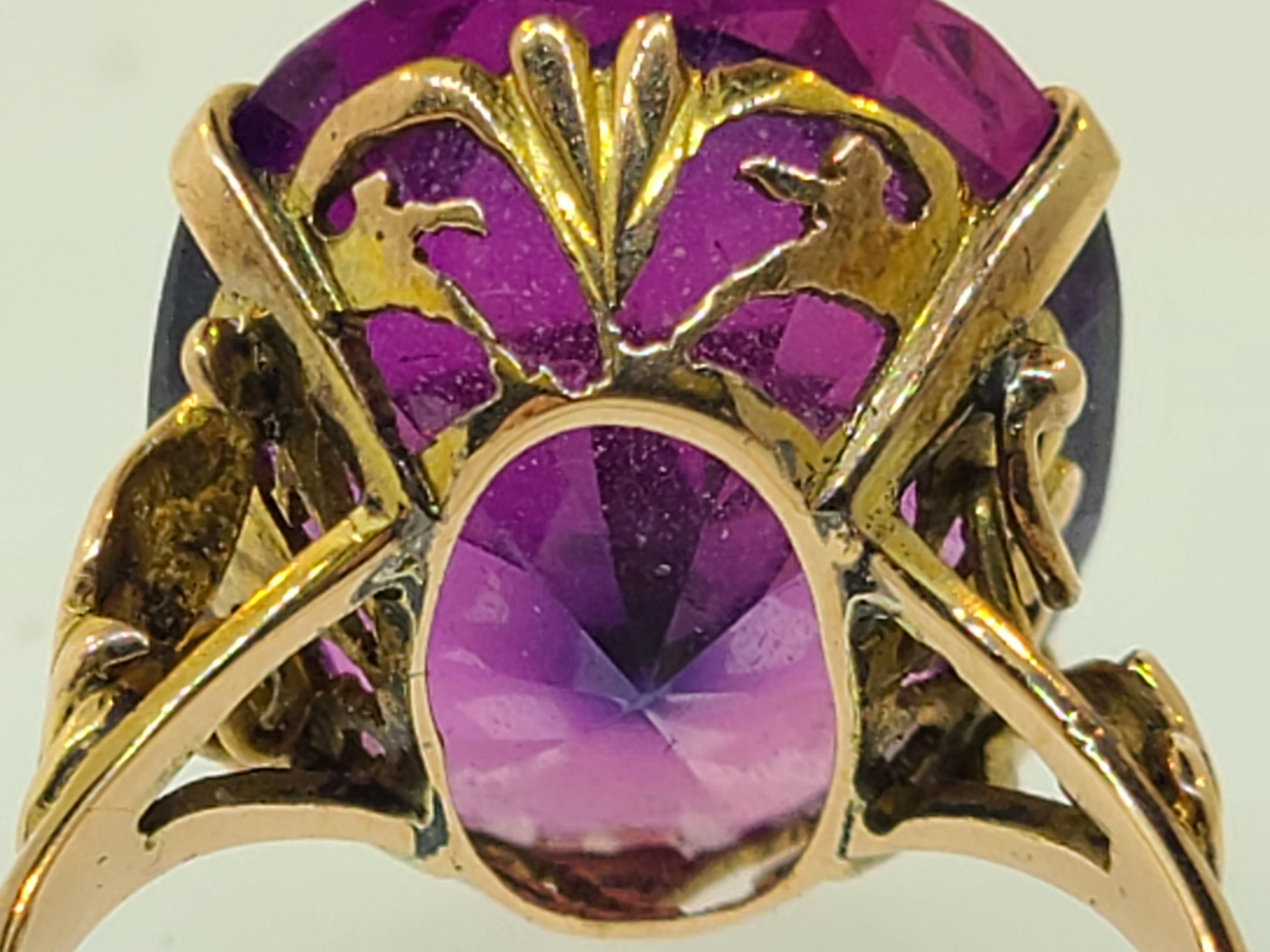 Art Deco Lab Created Alexandrite 14k Yellow Gold Ring In Good Condition In Endwell, NY
