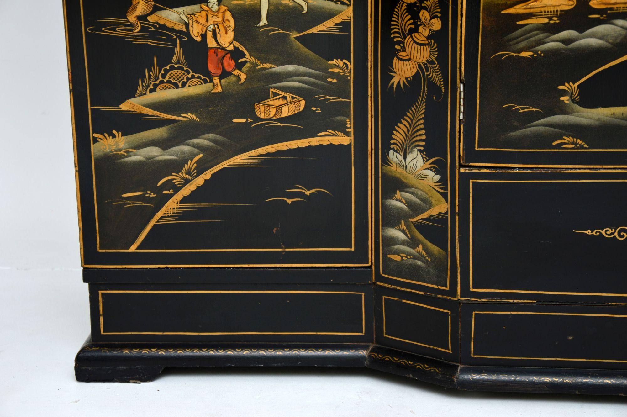 Art Deco Lacquered Chinoiserie Drinks Cabinet / Sideboard 8