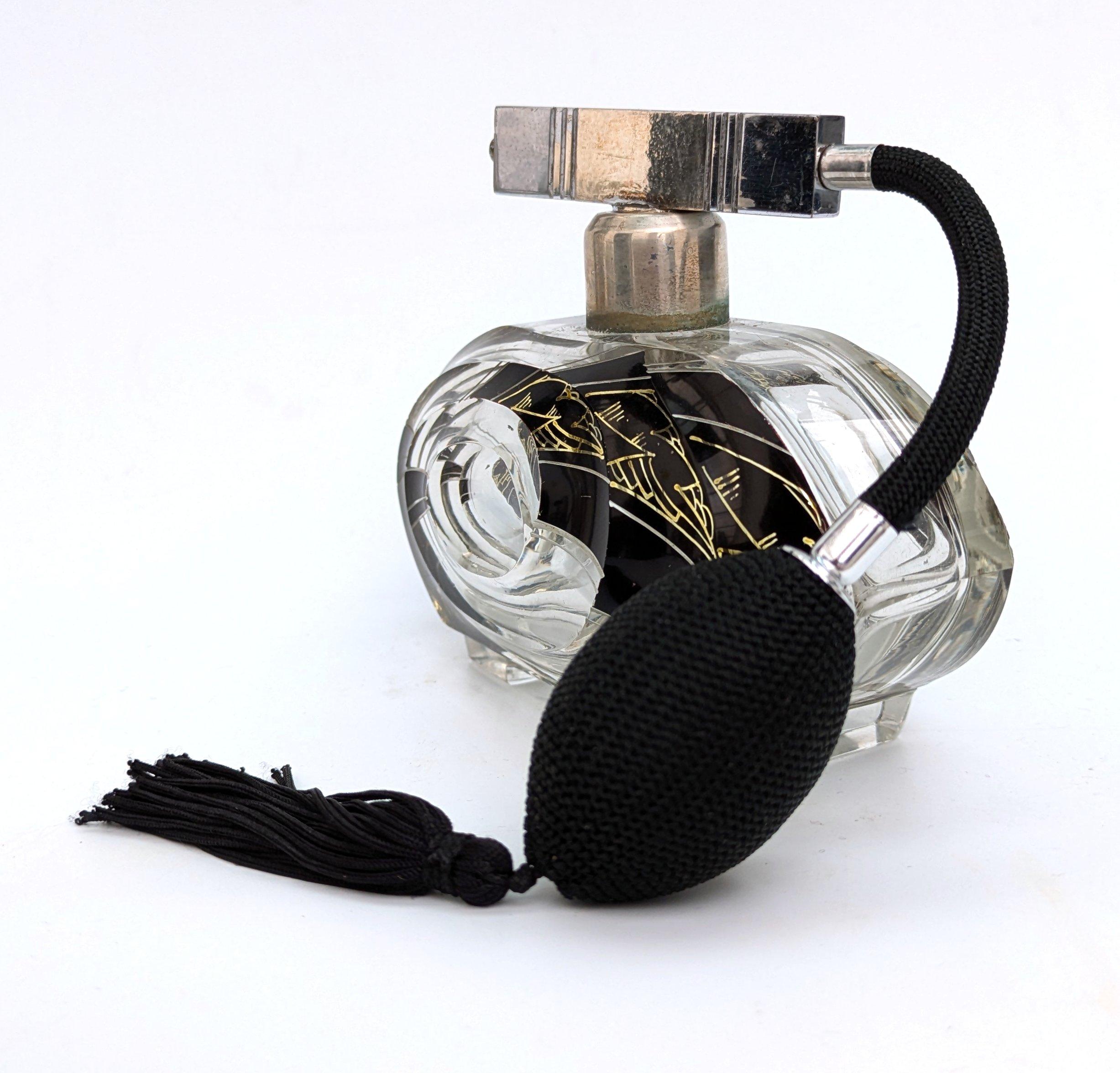 Inglese Bottiglia di vetro per profumo atomizzatore da donna Art Deco, anni '30 in vendita
