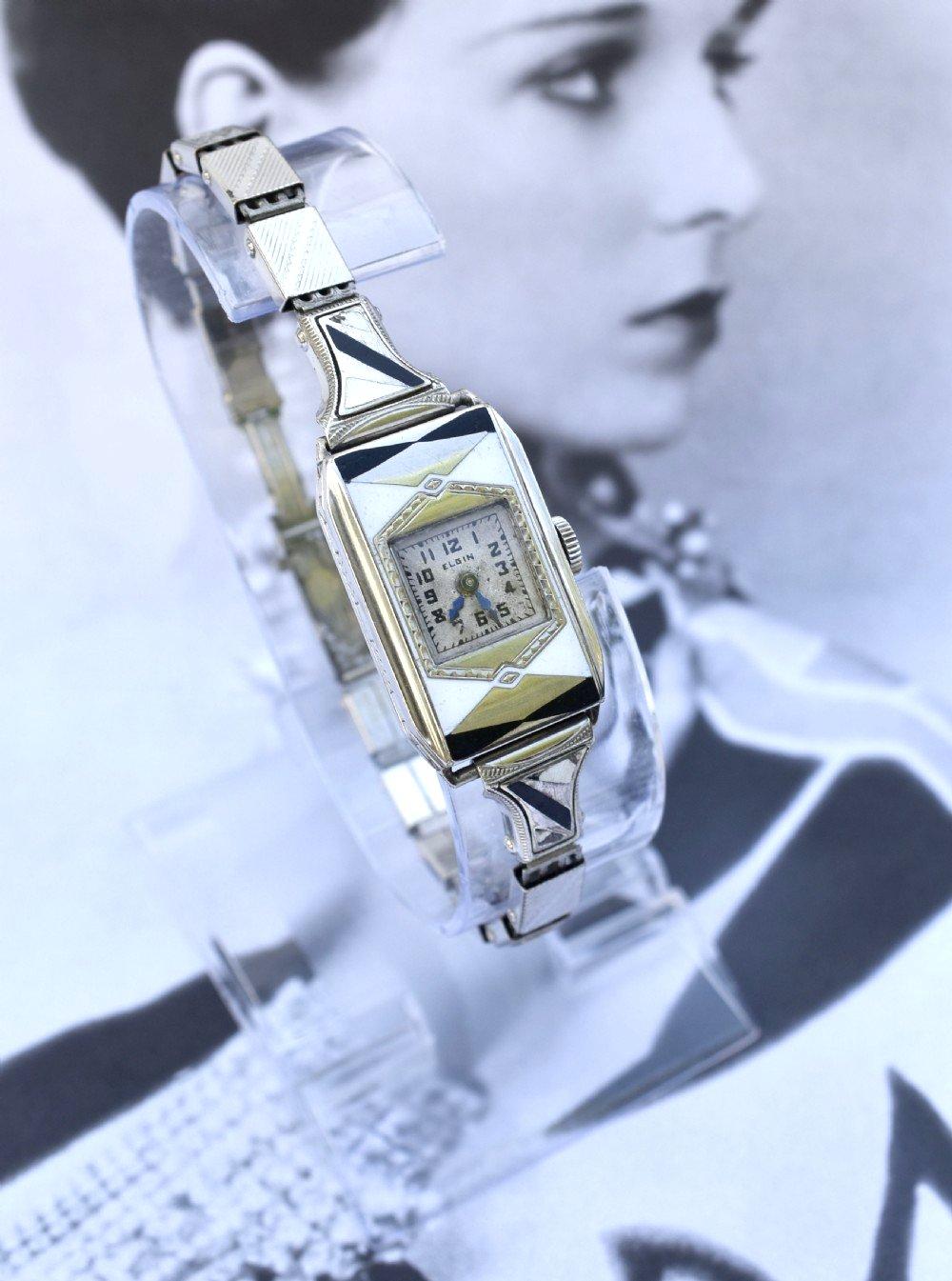 XX secolo Orologio da polso Geometrico smaltato da donna Art Services di Elgin, completamente revisionato, 1933 ca. in vendita