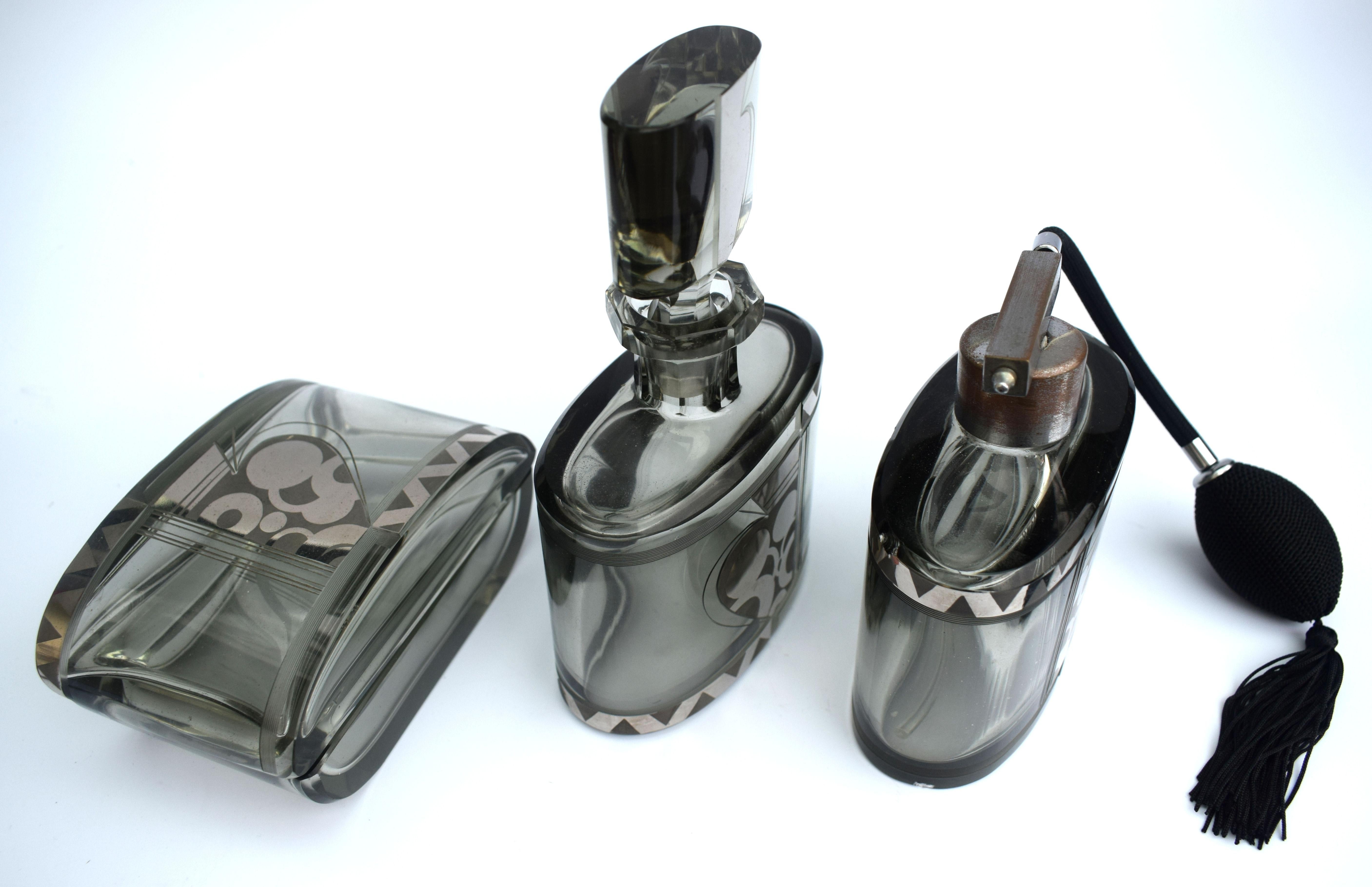 Art Deco Ladies Glass Perfumery Set, Czech, c1930 8