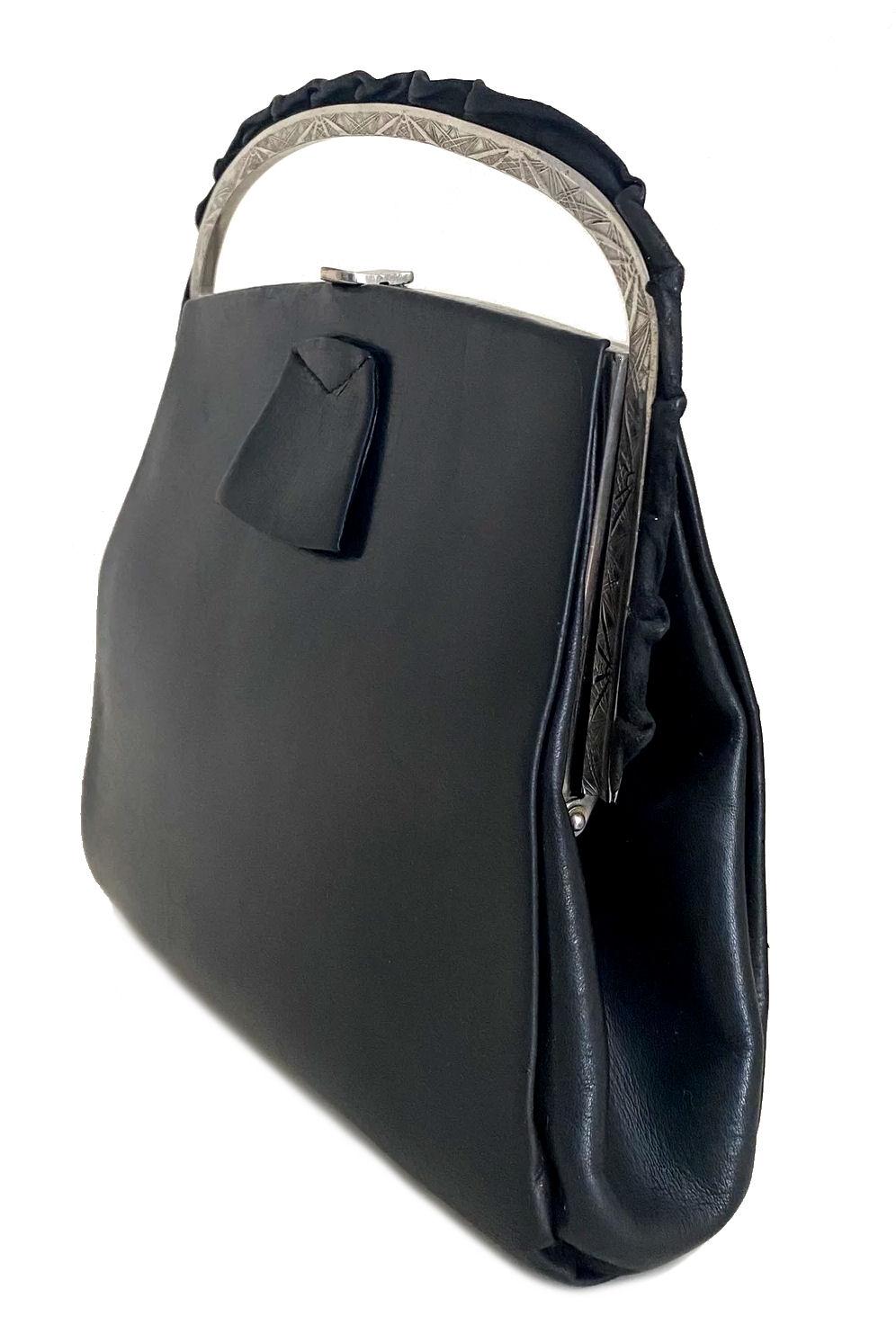 Art Deco Ladies Leather & Chrome handbag, England, c1930 For Sale 2