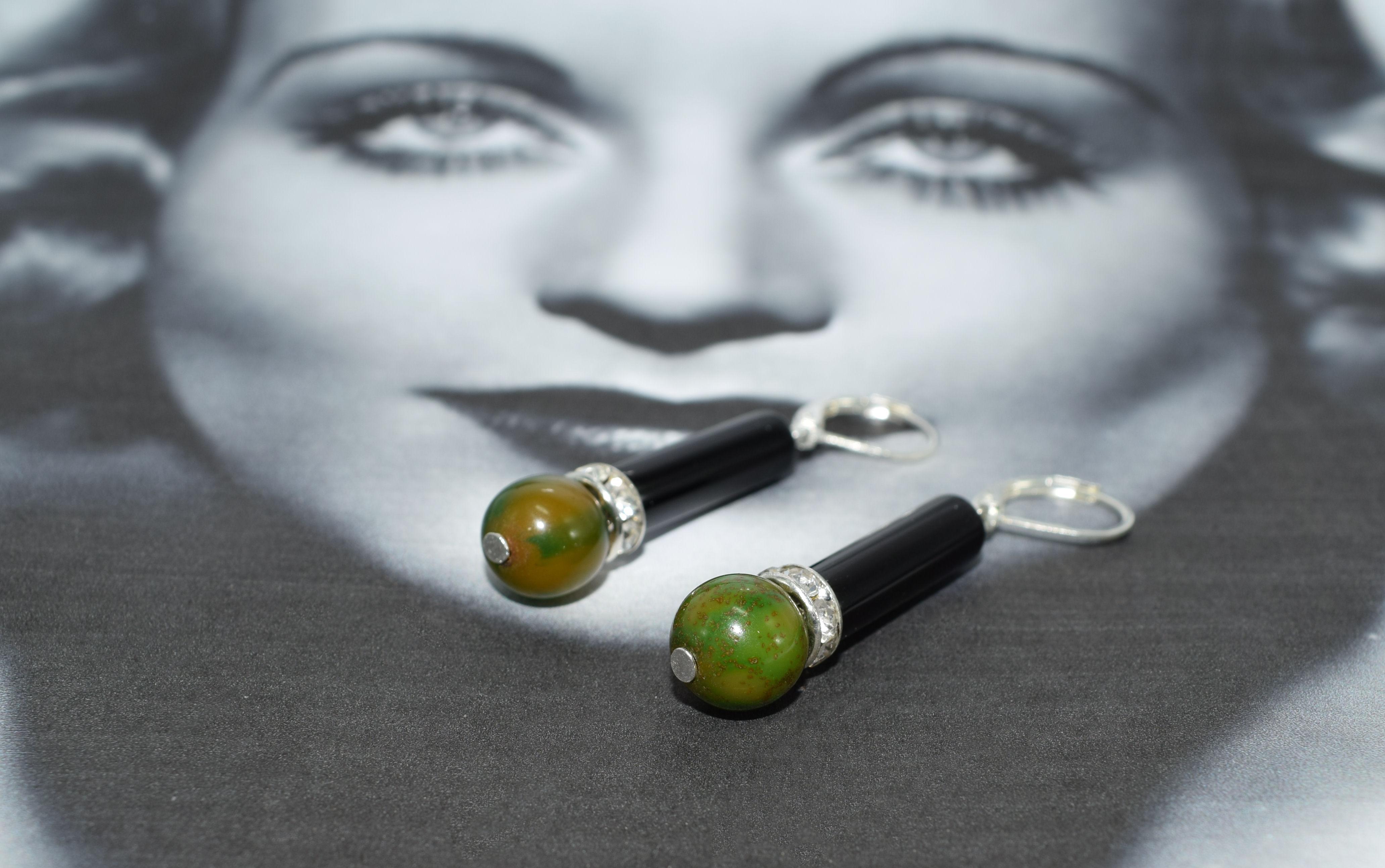 Women's Art Deco Ladies Phenolic Bakelite Earrings For Sale