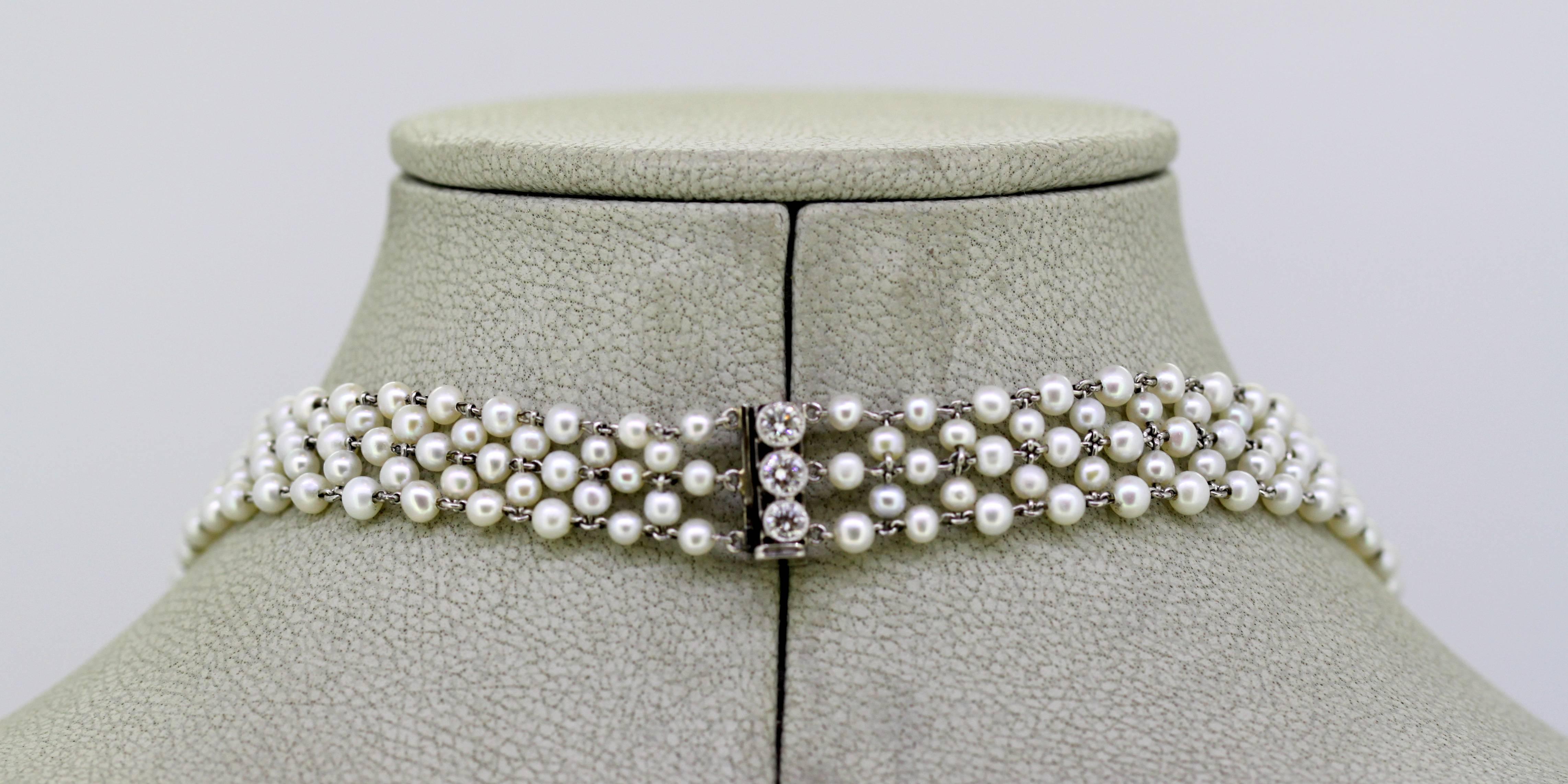 Art Deco Ladies Platinum Freshwater Pearl Choker Necklace with Diamonds In Excellent Condition In Braintree, GB