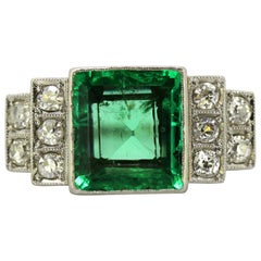 Antique Art Deco Ladies Platinum Ring with Natural Emerald and Diamonds, France, 1920s