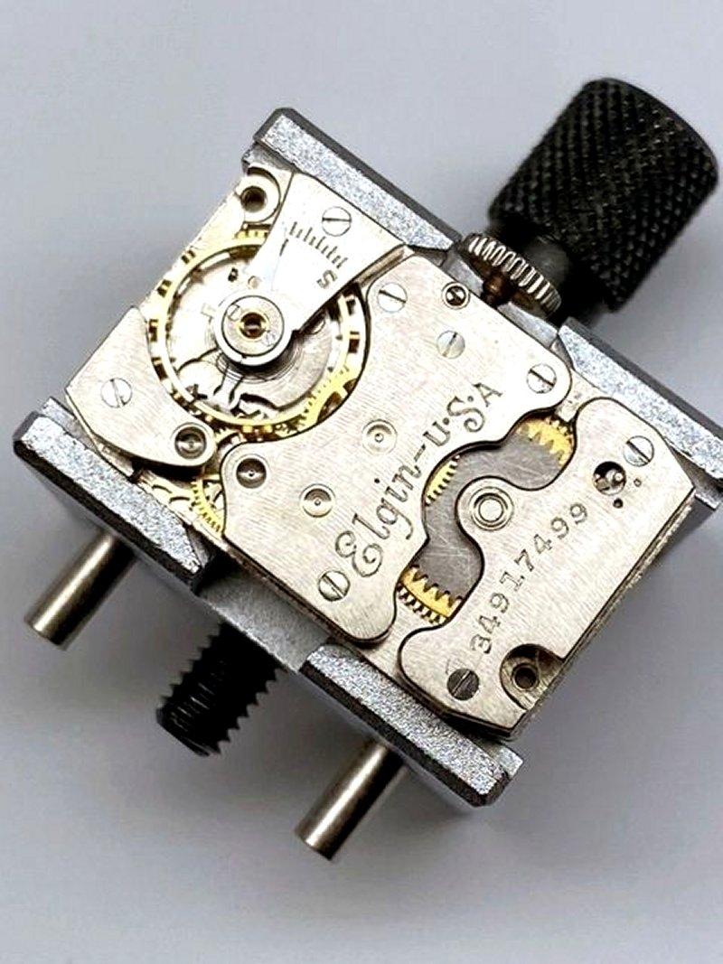 Art Déco Orologio da polso da donna Art Deco di Elgin, completamente revisionato, 1934 ca. in vendita