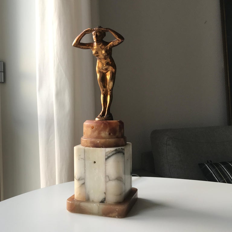 Art Deco Lady Figurine Table Lamp For Sale at 1stdibs