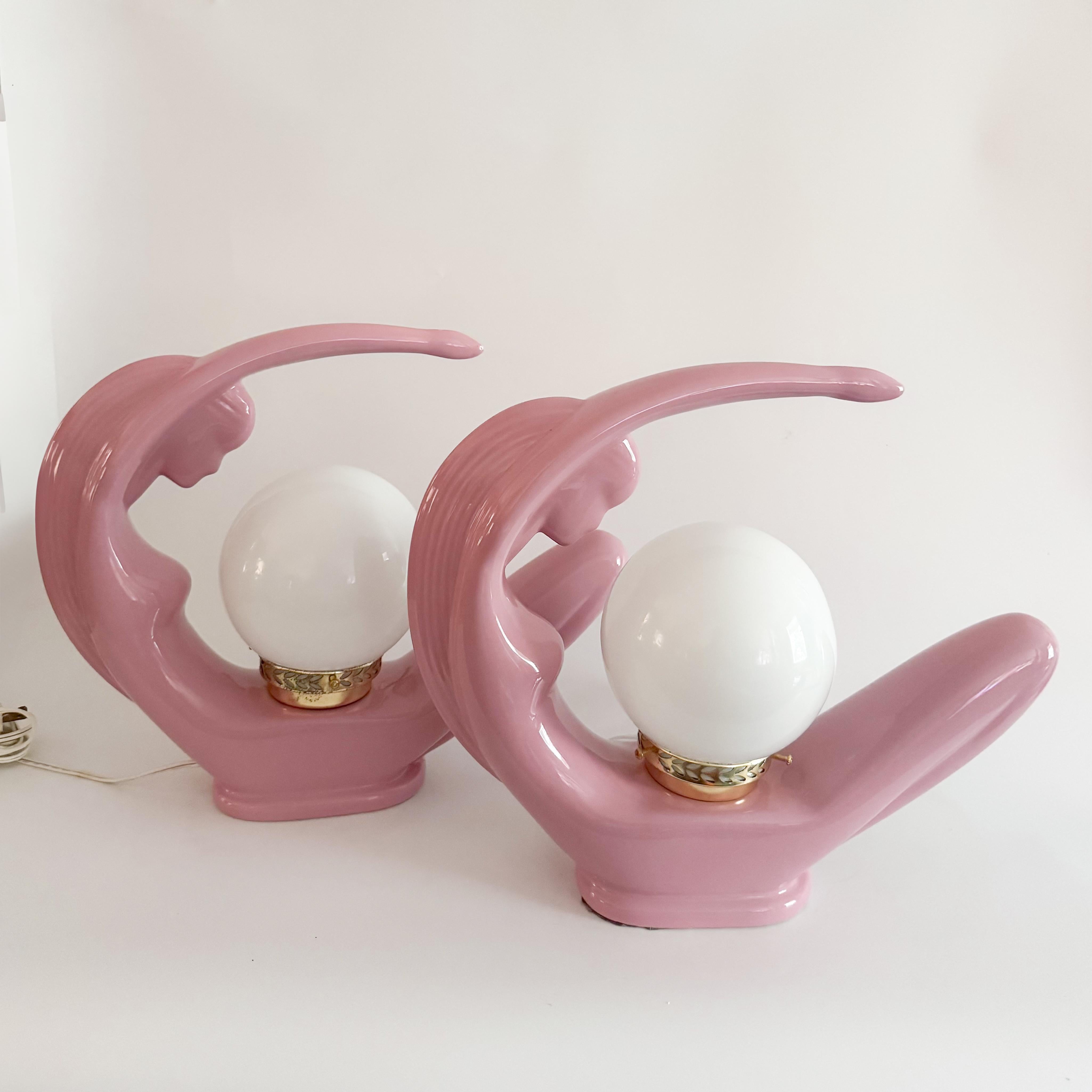 Lámparas Art Decó Lady - Pareja de cerámica rosa - Iluminación escultórica de los años 80 Canadiense