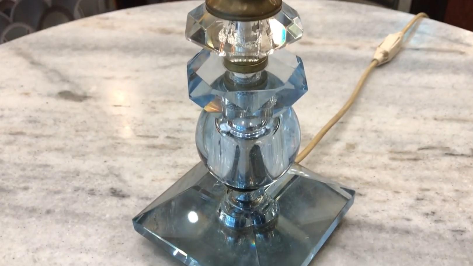 Art Deco Lamp, 1920, Attributed to Adnet Jacques , France , crystal and bronze In Good Condition For Sale In Ciudad Autónoma Buenos Aires, C