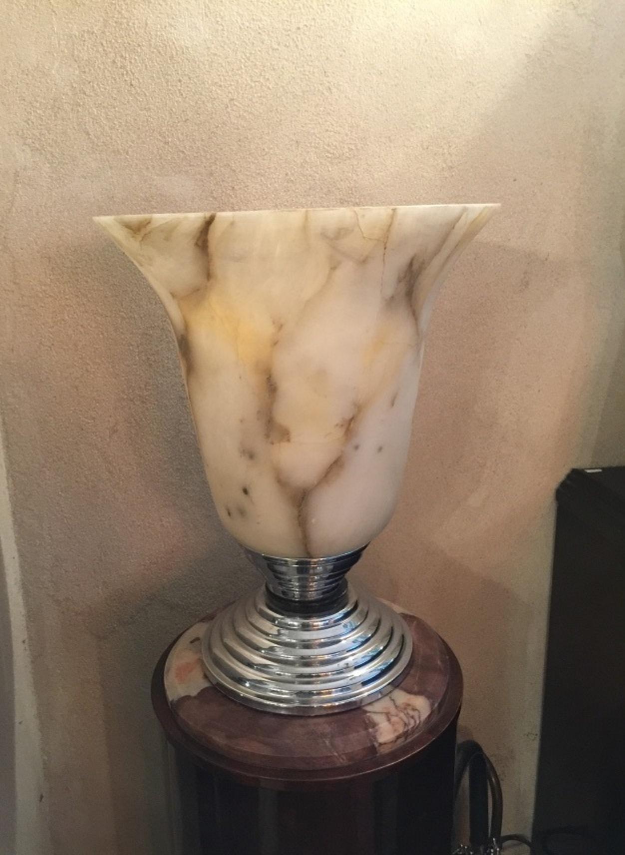Art Deco Lamp, 1920, in chrome and alabaster , France In Good Condition For Sale In Ciudad Autónoma Buenos Aires, C