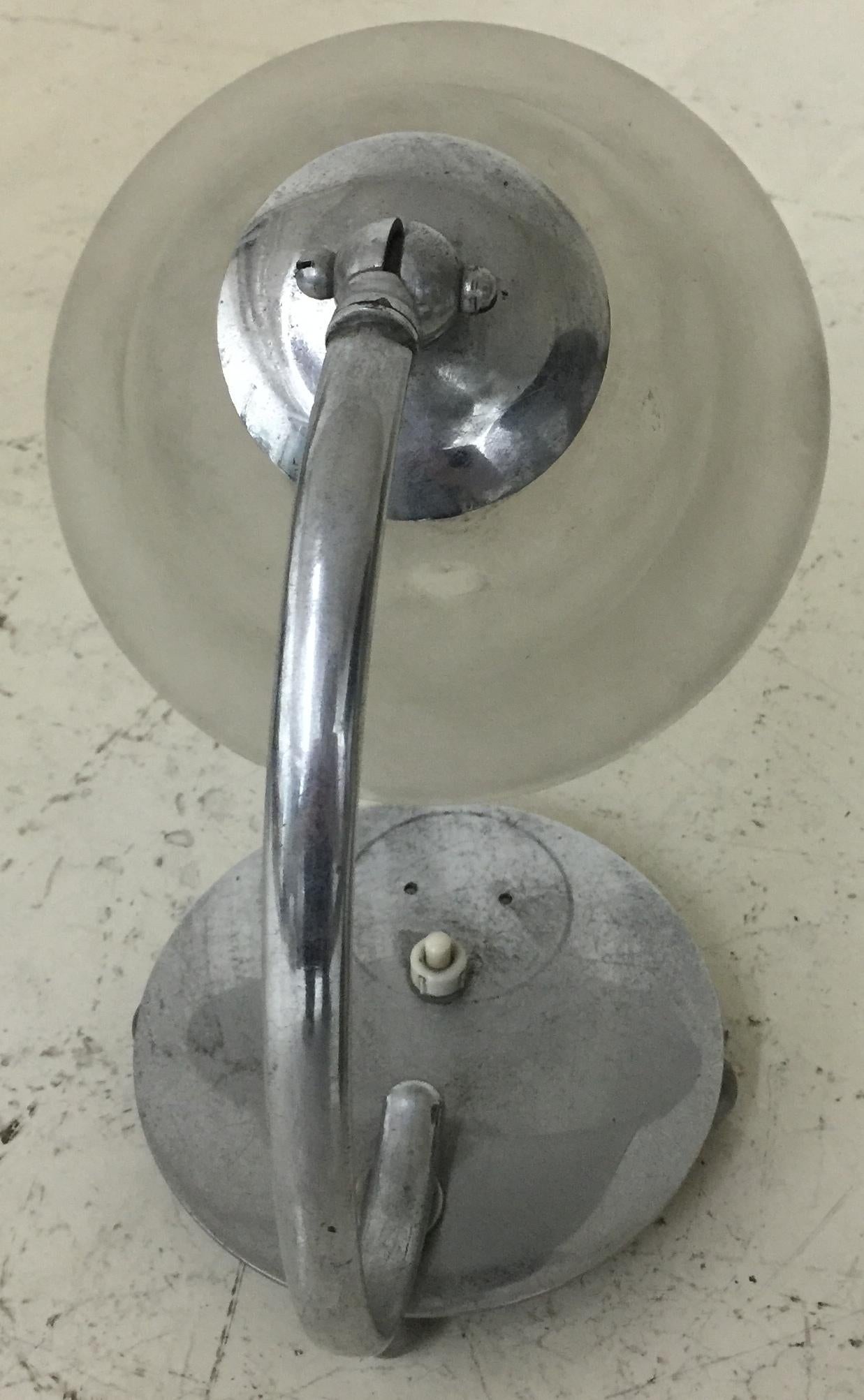 Début du 20ème siècle Lampe Art Déco, 1920, en chrome et verre, France en vente