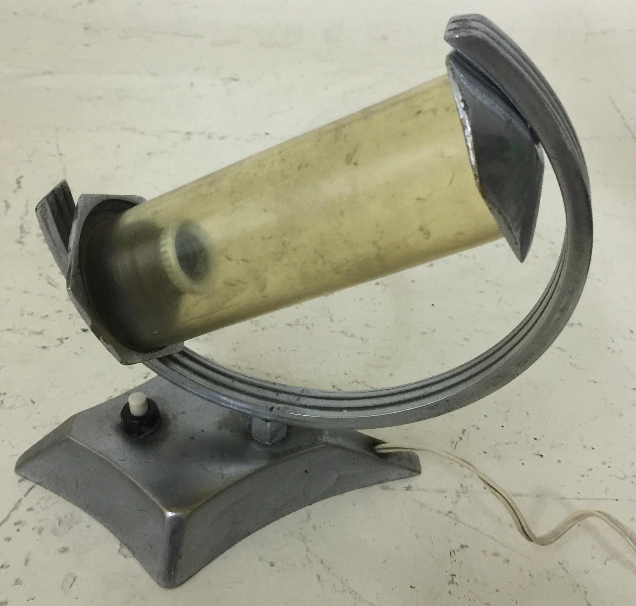 Art-Déco-Lampe, 1920, in Chrom, Frankreich (Französisch) im Angebot
