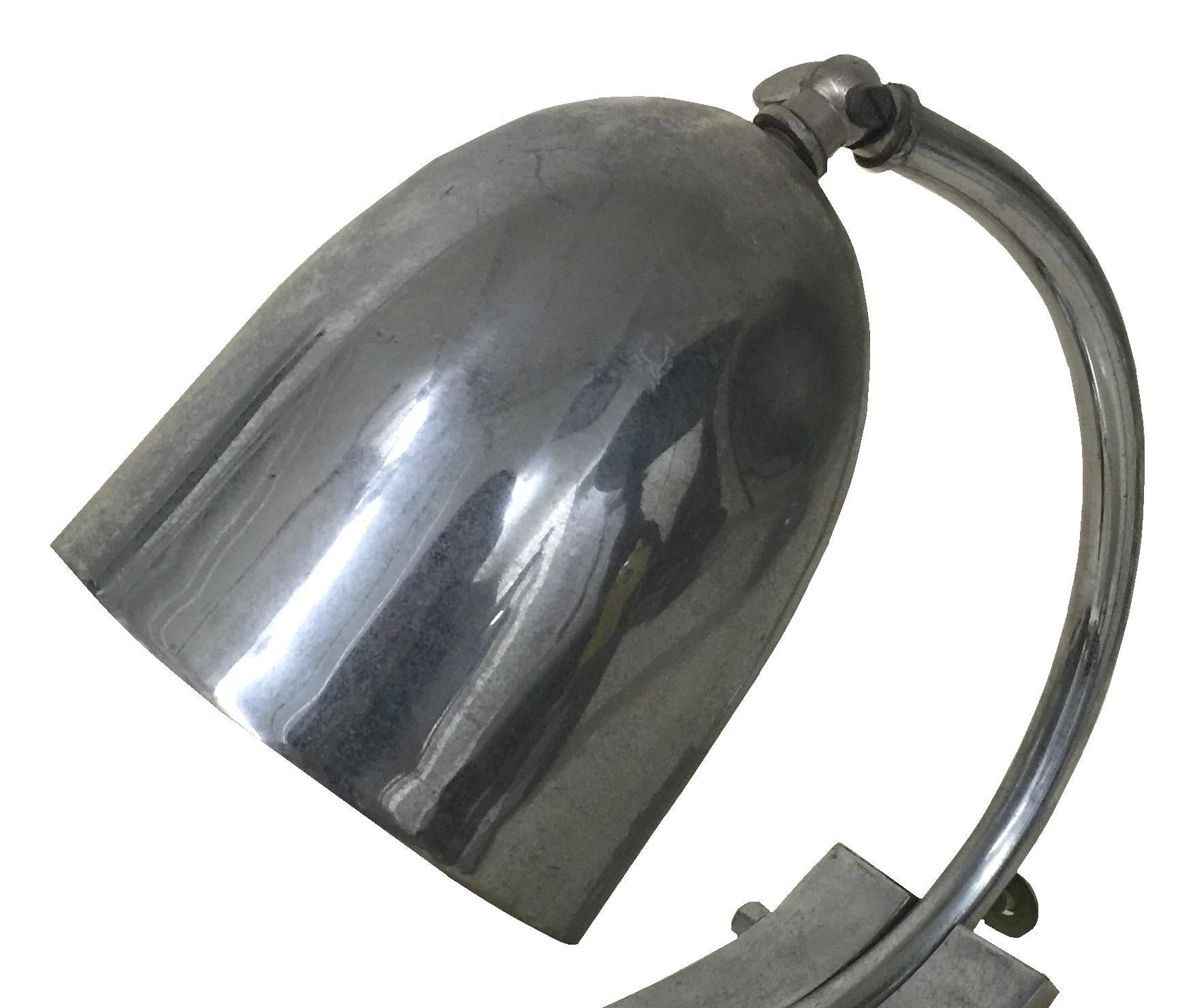 Art Deco Lamp, 1920, in chrome , German In Good Condition For Sale In Ciudad Autónoma Buenos Aires, C