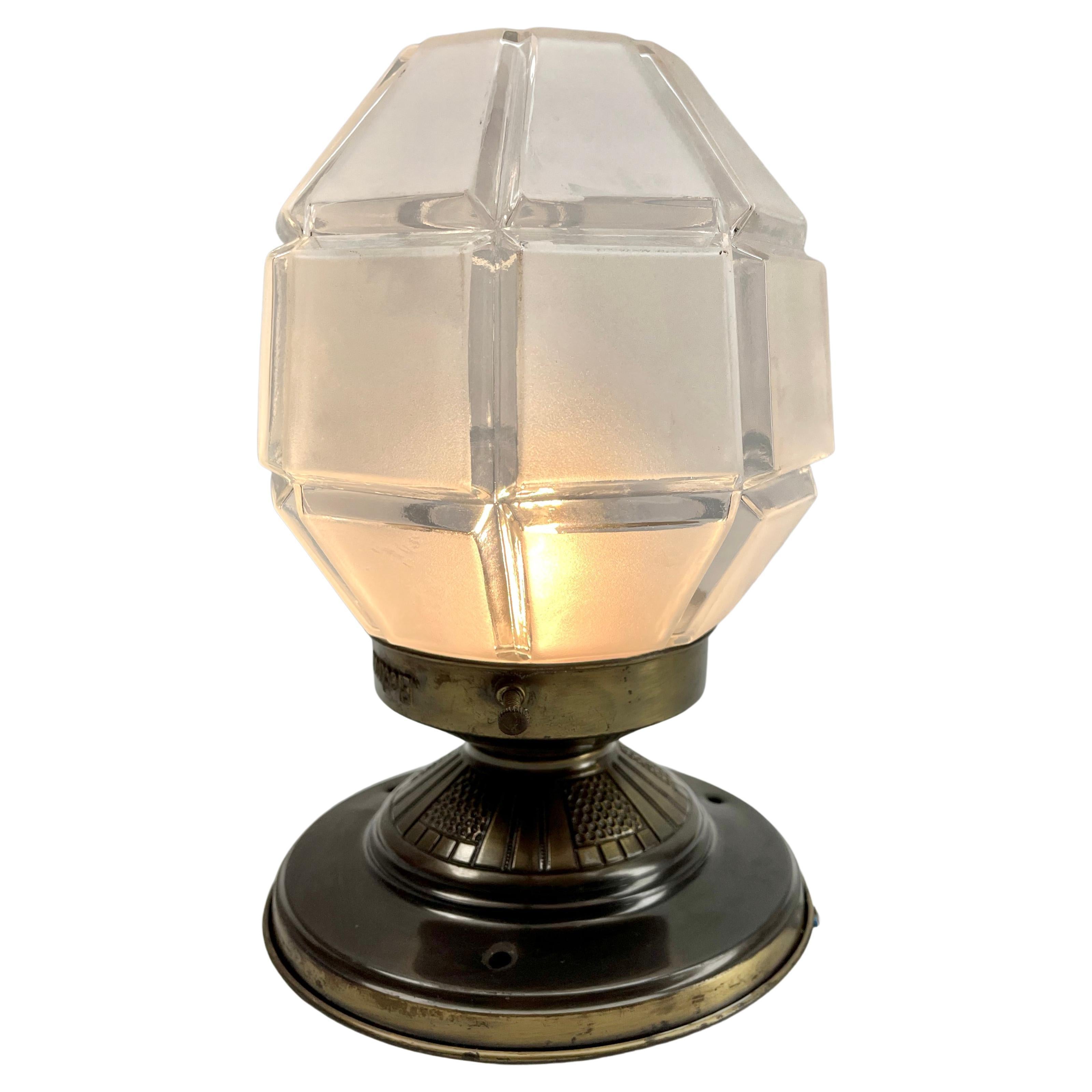 Art Deco Lamp Flush Mount, Tabel ore Ceiling Lamp Signed Electroco Belgium 1930s

We can also use it as a table lamp.
Photography fails to capture the simple elegant illumination provided by this lamp.

In excellent condition and in full working