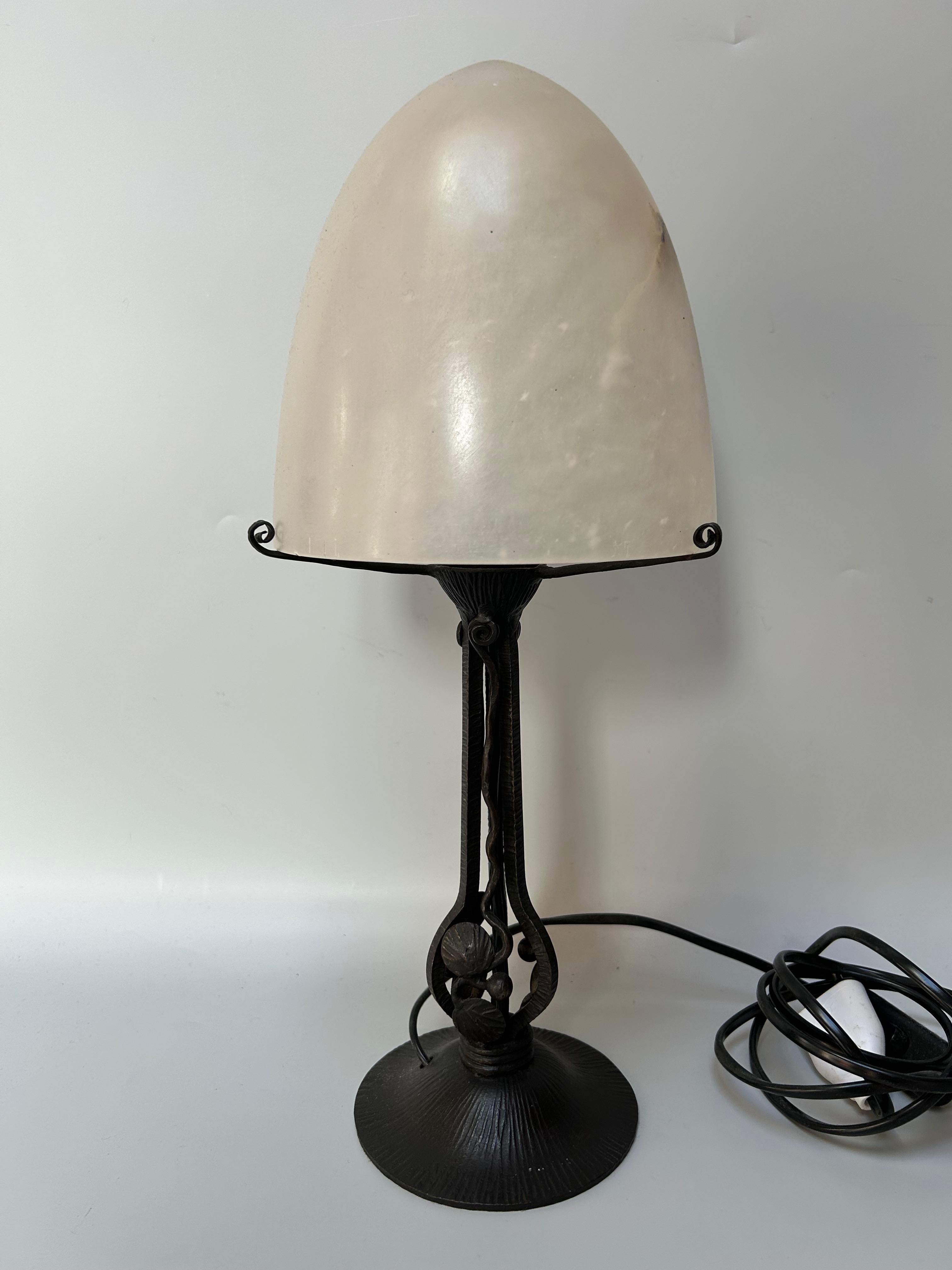 Art Deco Lamp In Excellent Condition In NANTES, FR