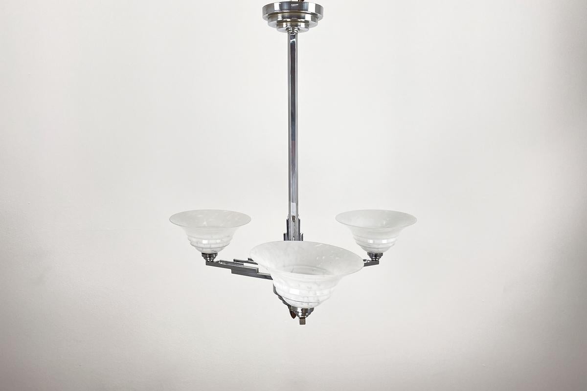 Hand-Crafted Art Deco Lamp France around 1925 Chrome Stepped Shape with White Glass For Sale